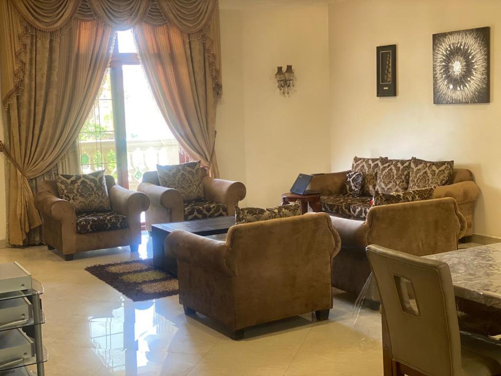 Super luxurious villa with large landscape areas