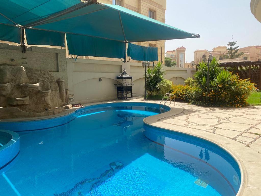 Super luxurious villa with large landscape areas