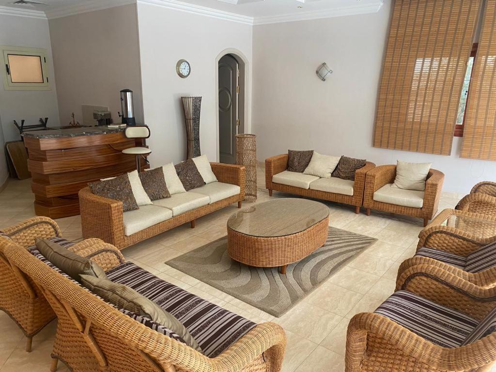 Super luxurious villa with large landscape areas