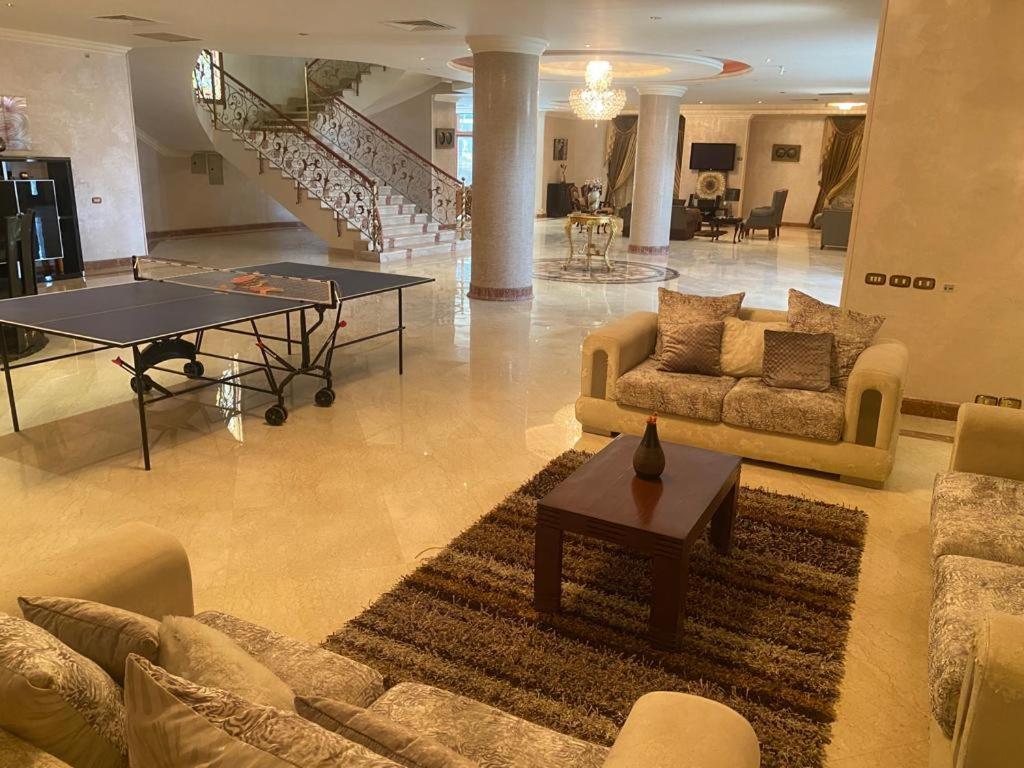 Super luxurious villa with large landscape areas