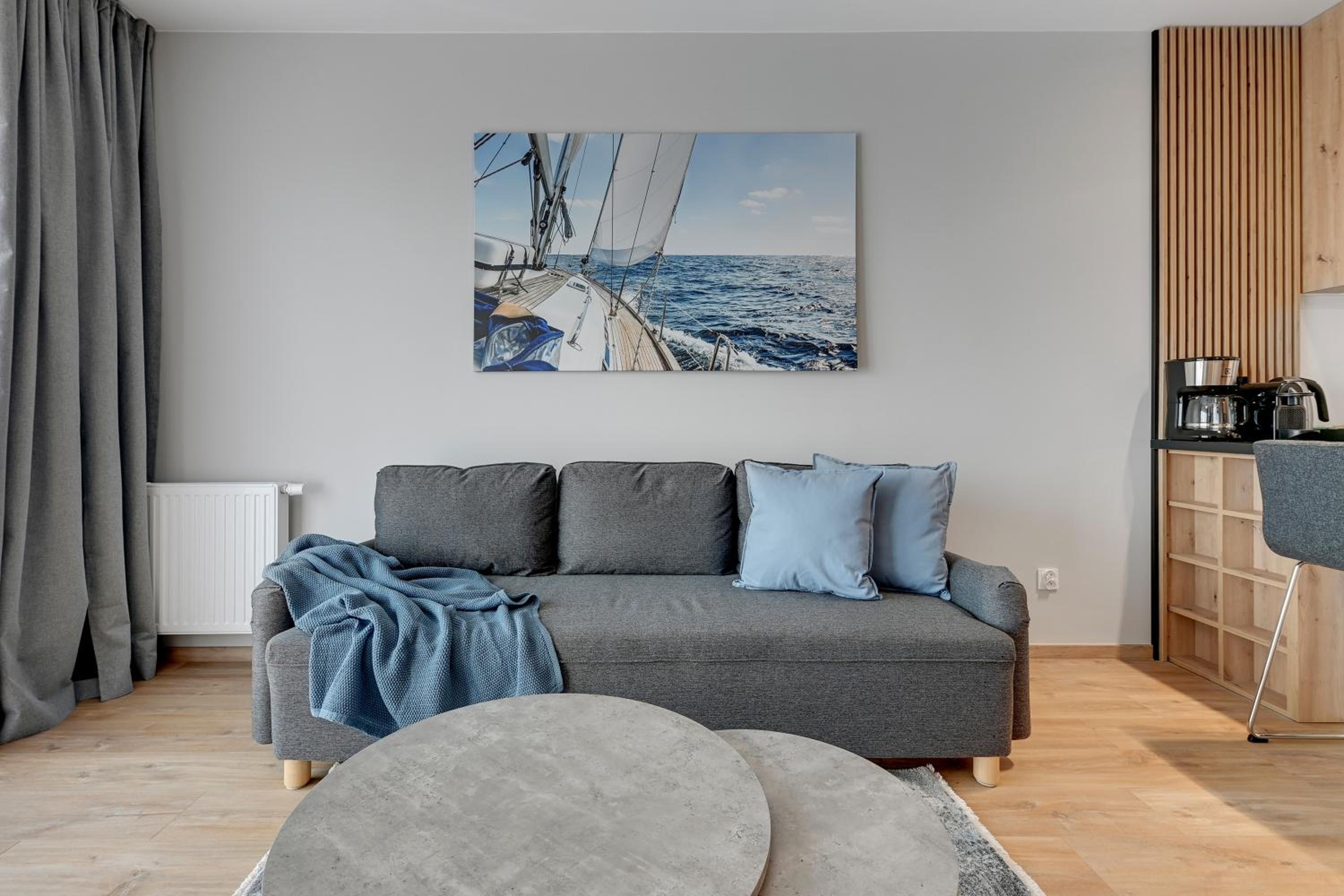 Seaside Baltea Park Seaside & Free Parking by Downtown Apartments