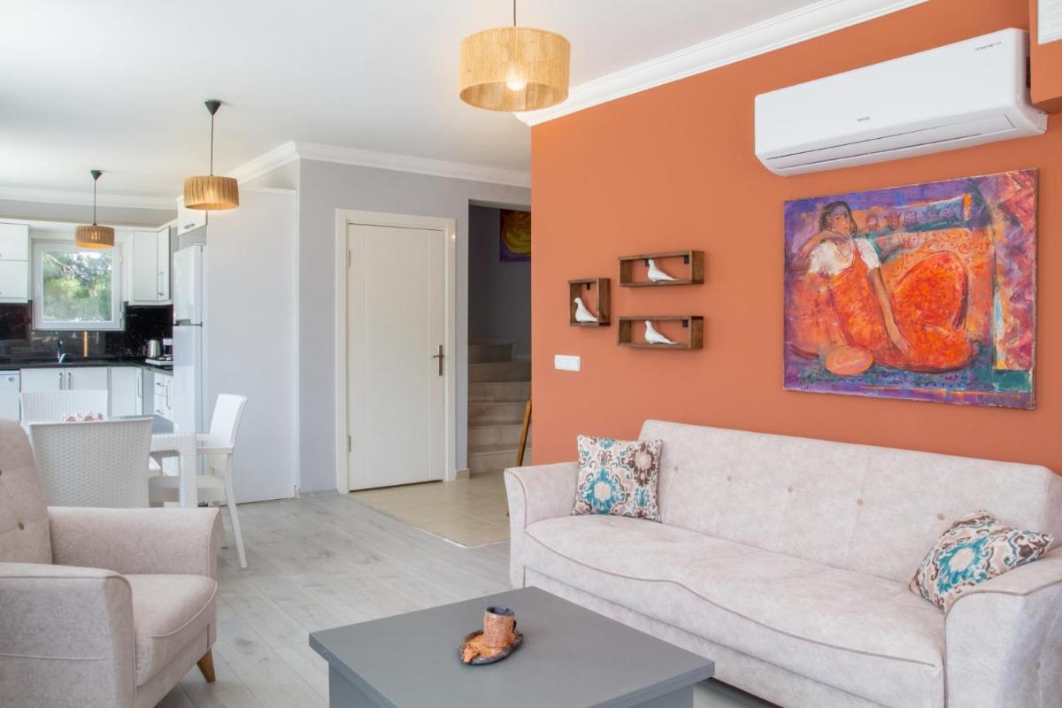 Flat w Sea View Terrace 1 min to Beach in Didim view 3
