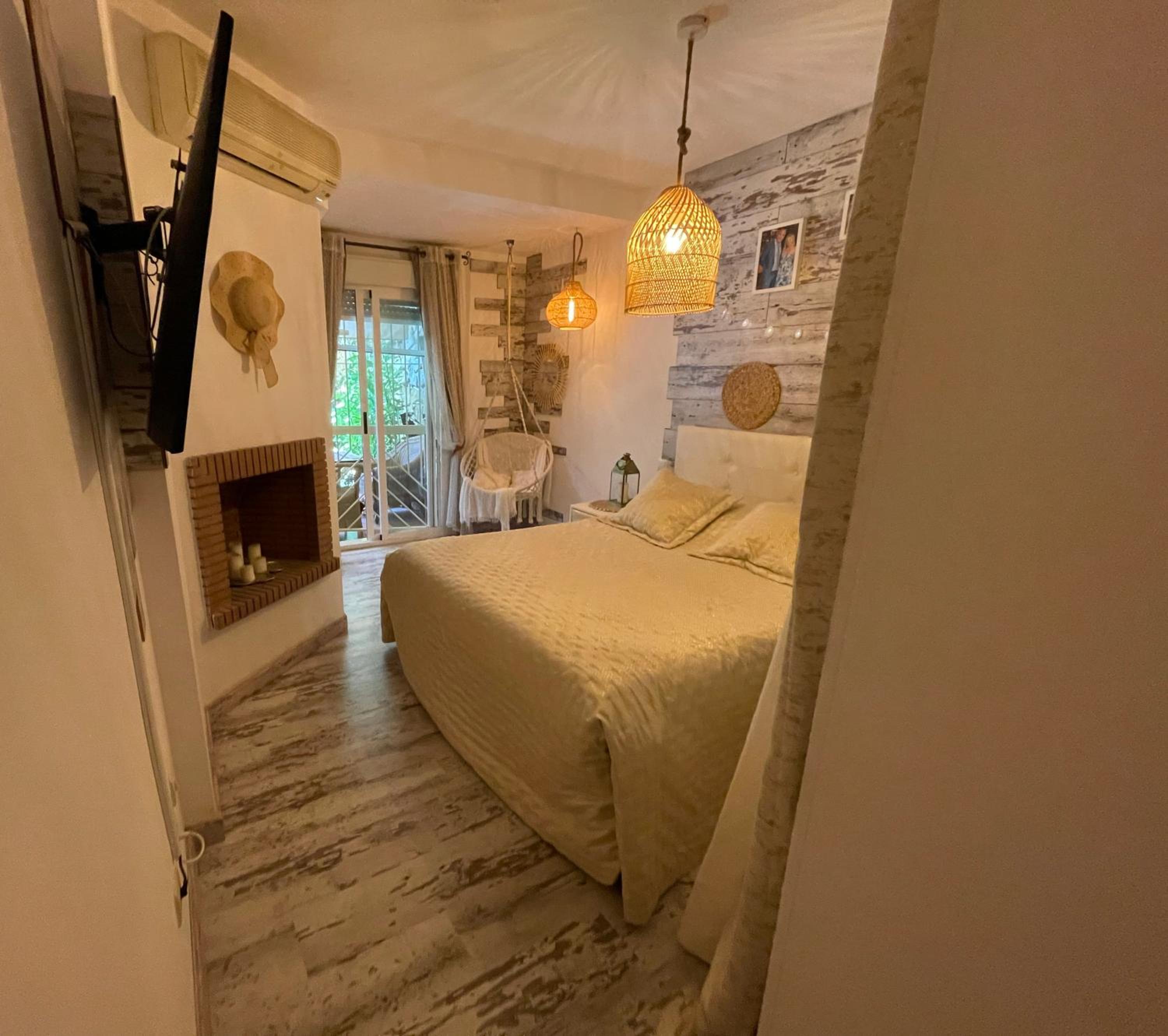 Residencial Bajo con jardín y jacuzzi privado Calahonda Royale
