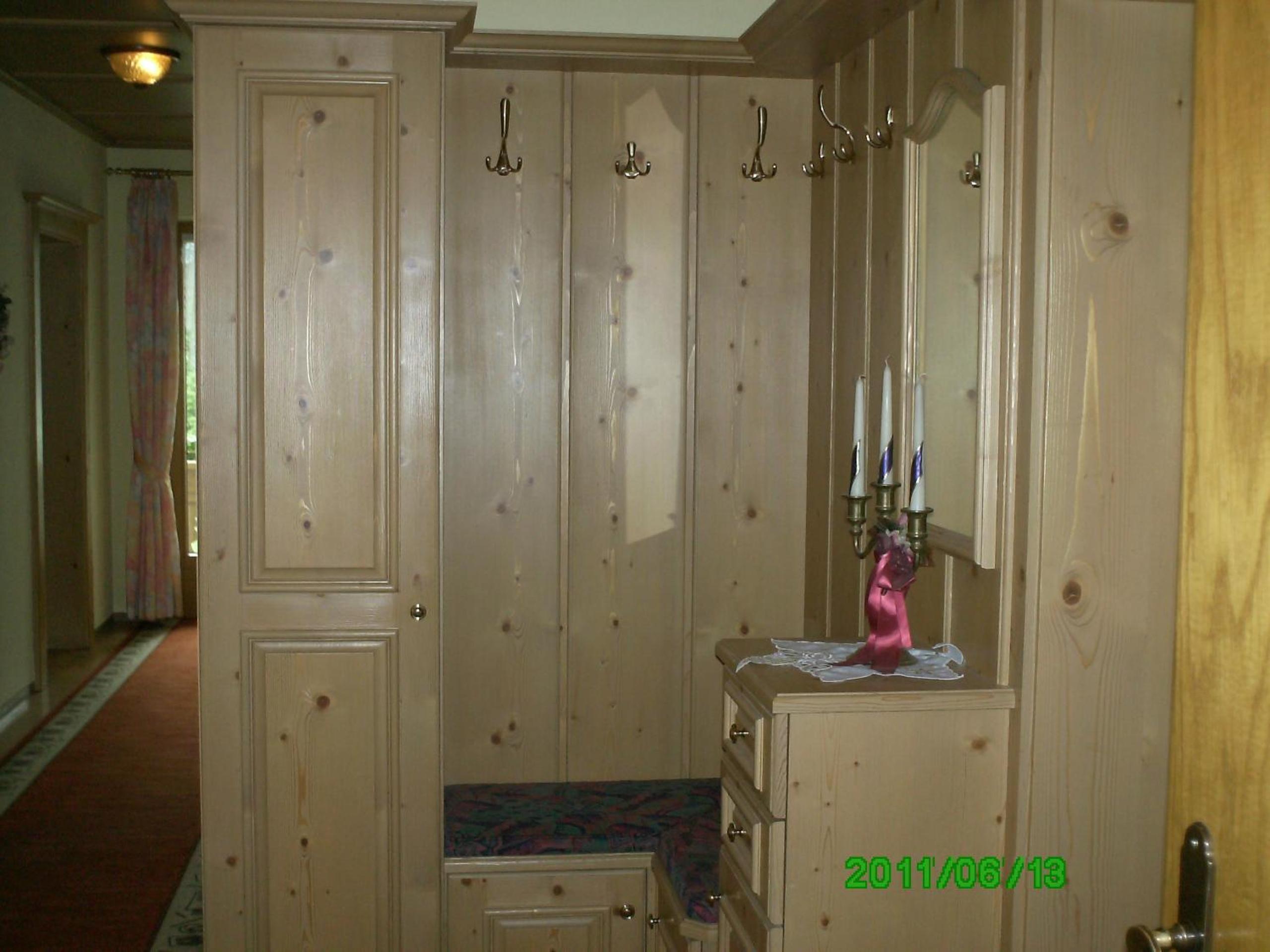 Photo 33