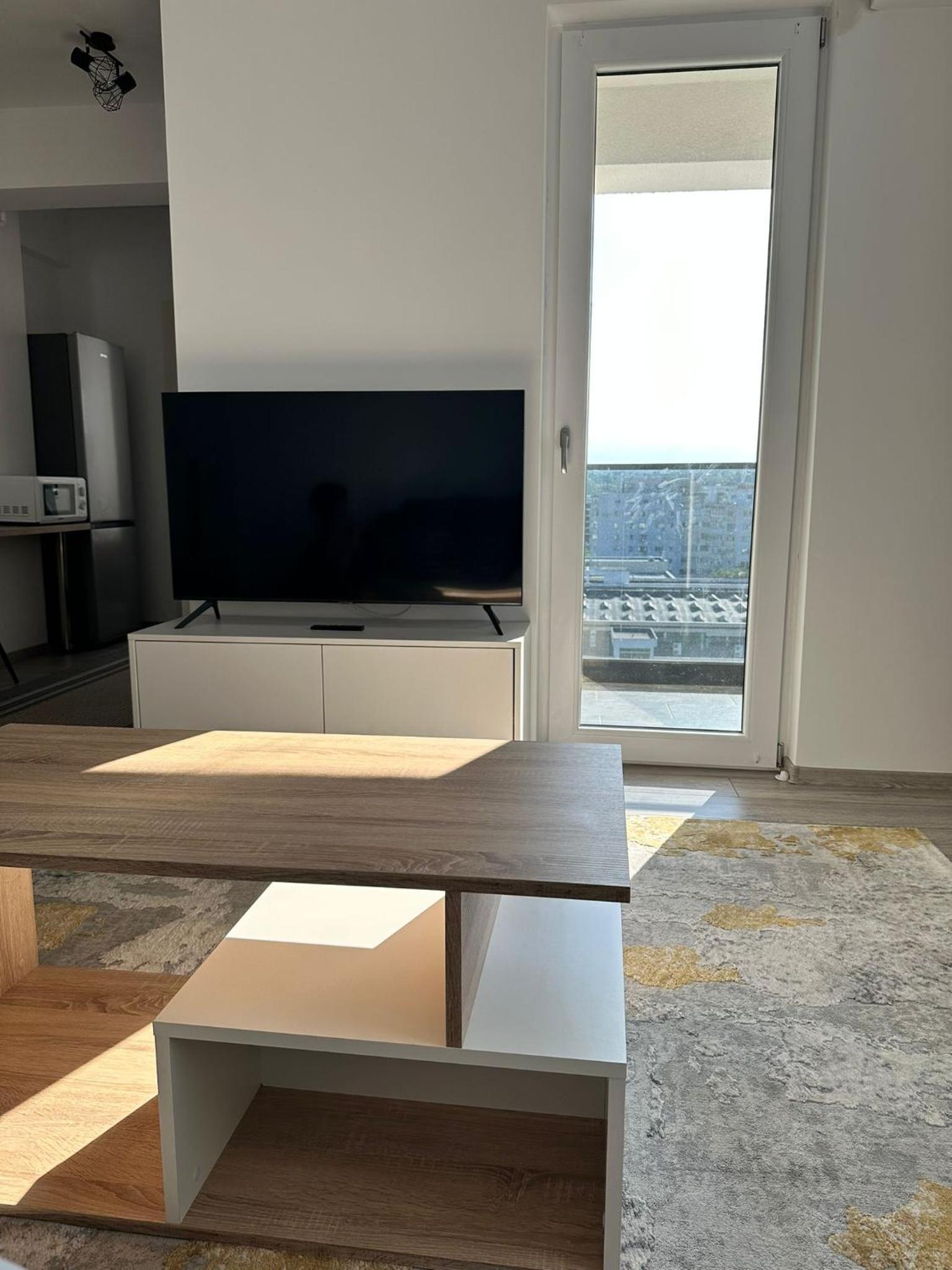 Warm 2 rooms property view 4