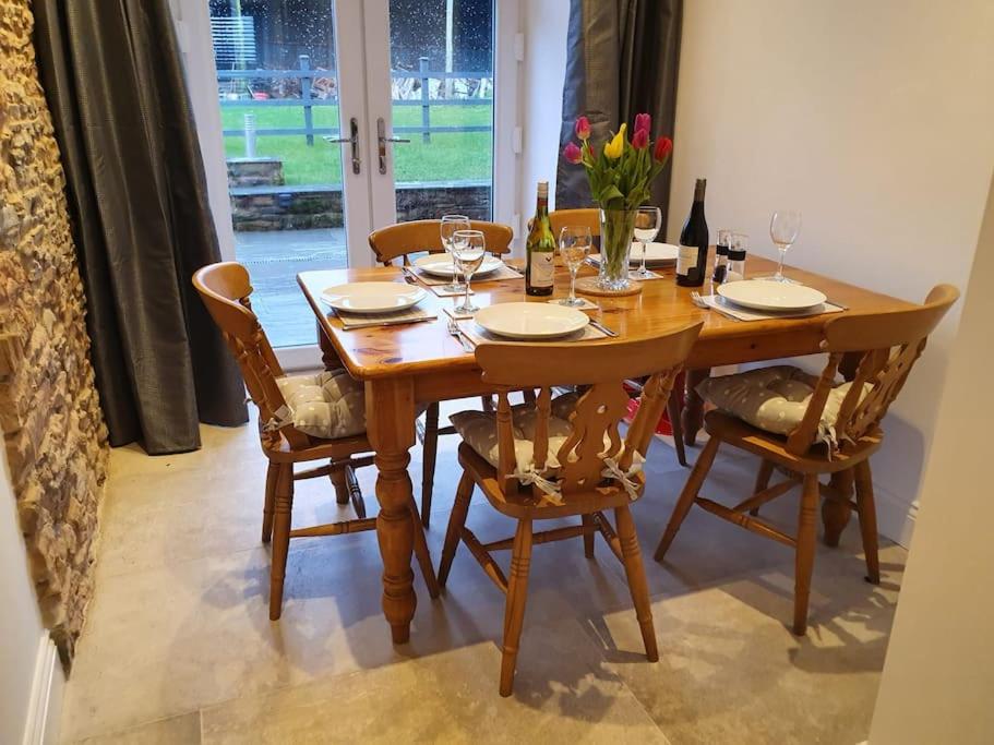 Hill House Holiday Cottage view 5