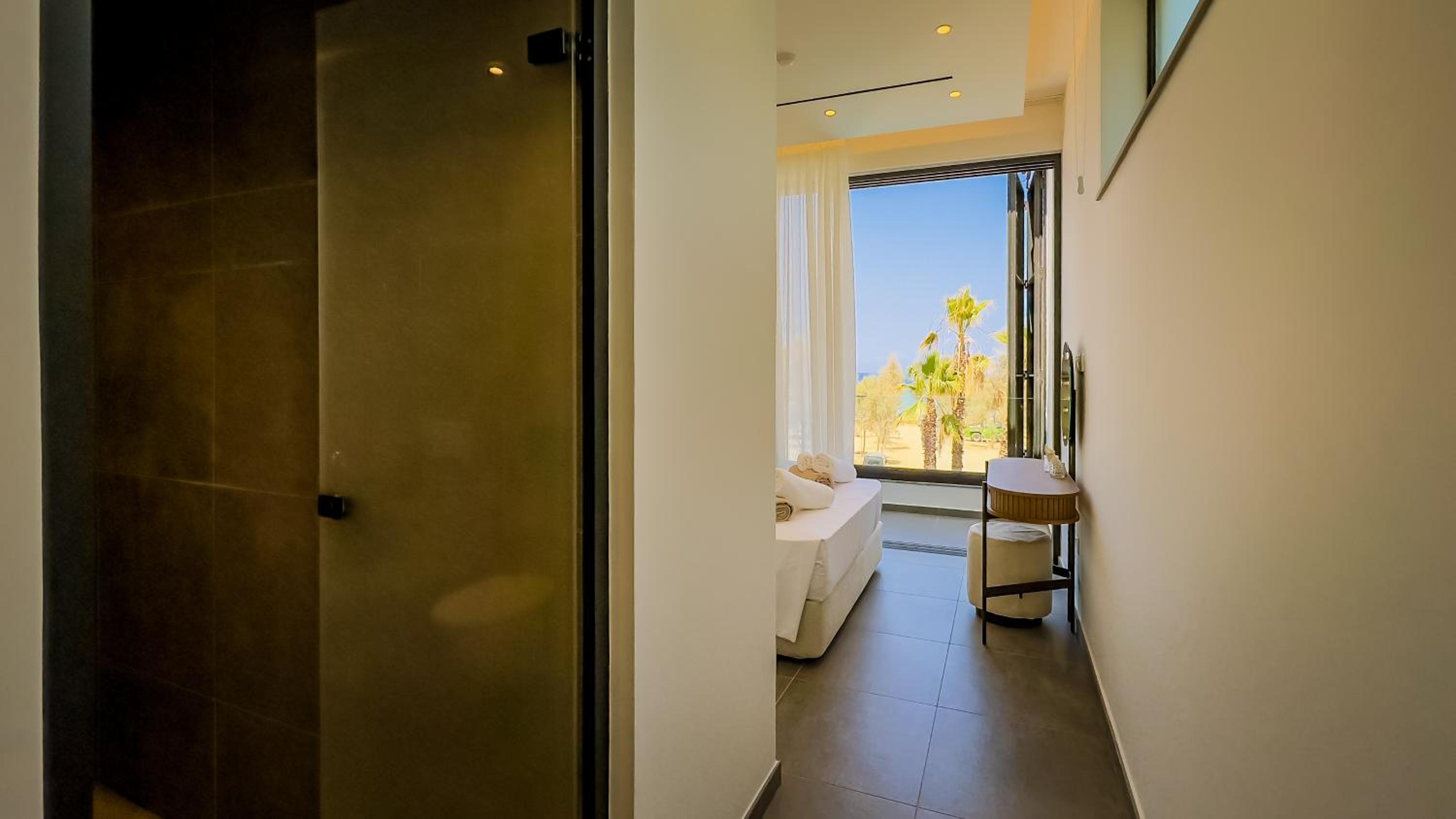 Sunrise Beachfront Villas - Villa 1