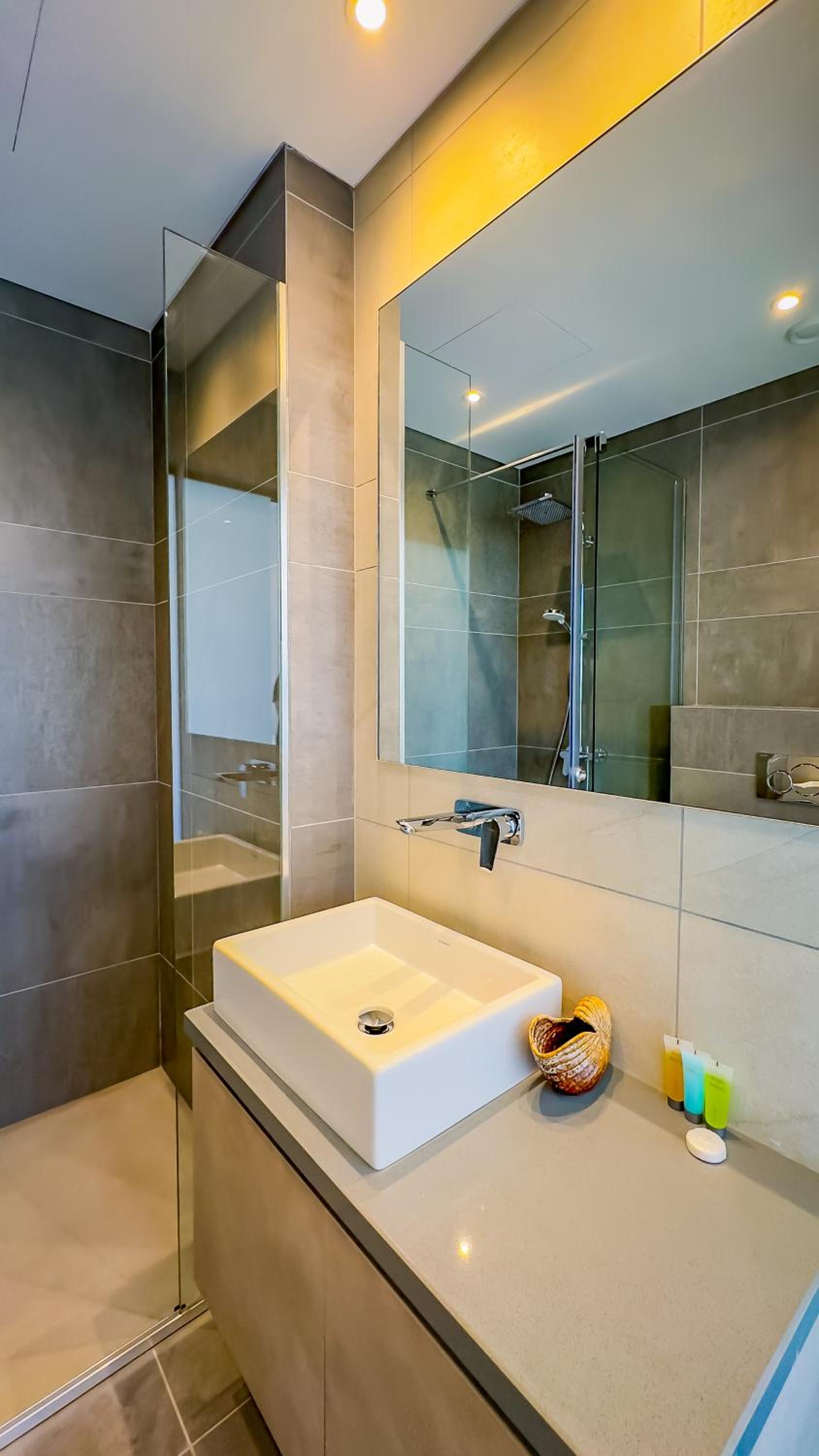 Sunrise Beachfront Villas - Villa 1