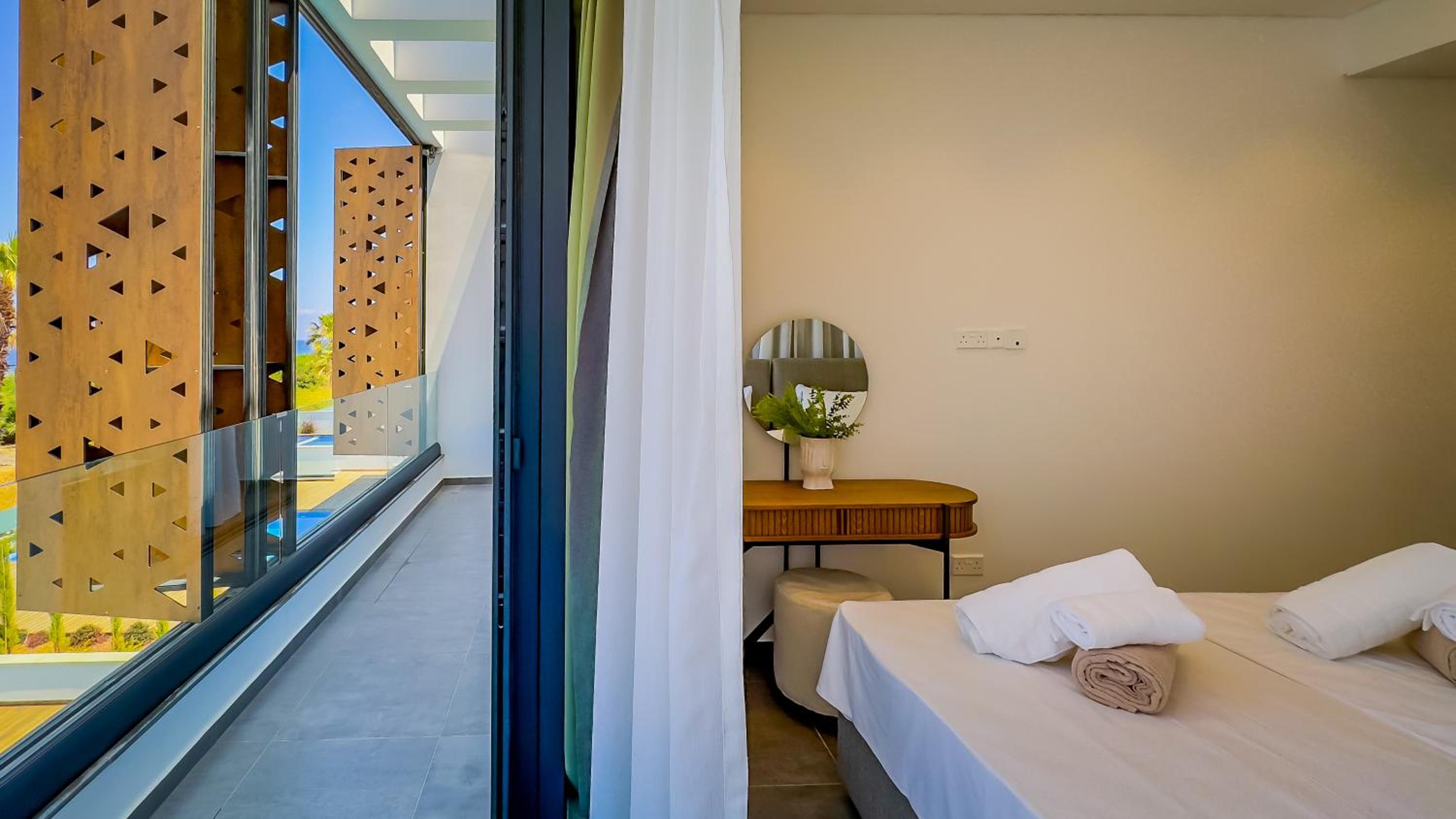 Sunrise Beachfront Villas - Villa 1