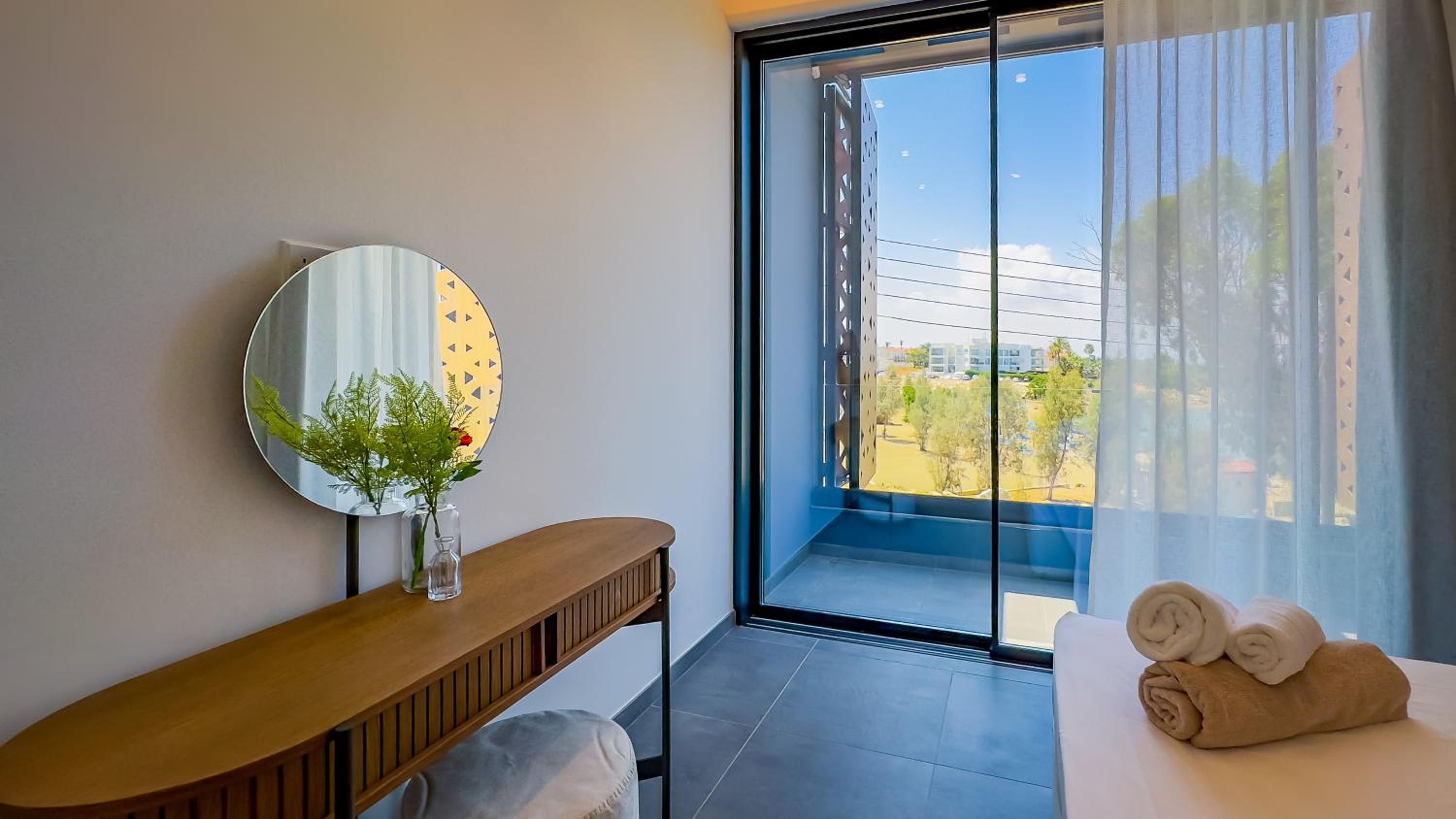Sunrise Beachfront Villas - Villa 1