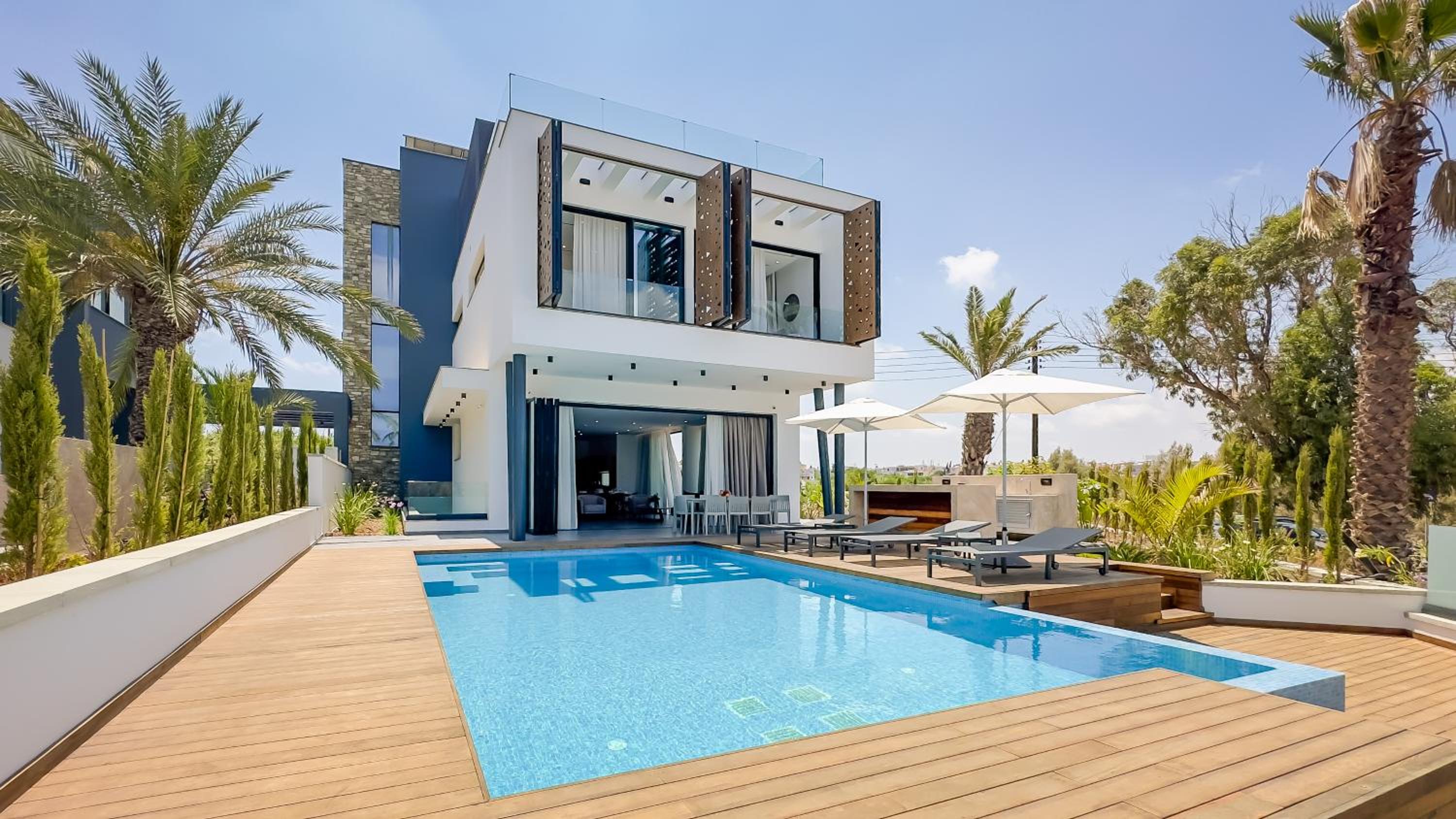 Sunrise Beachfront Villas - Villa 1