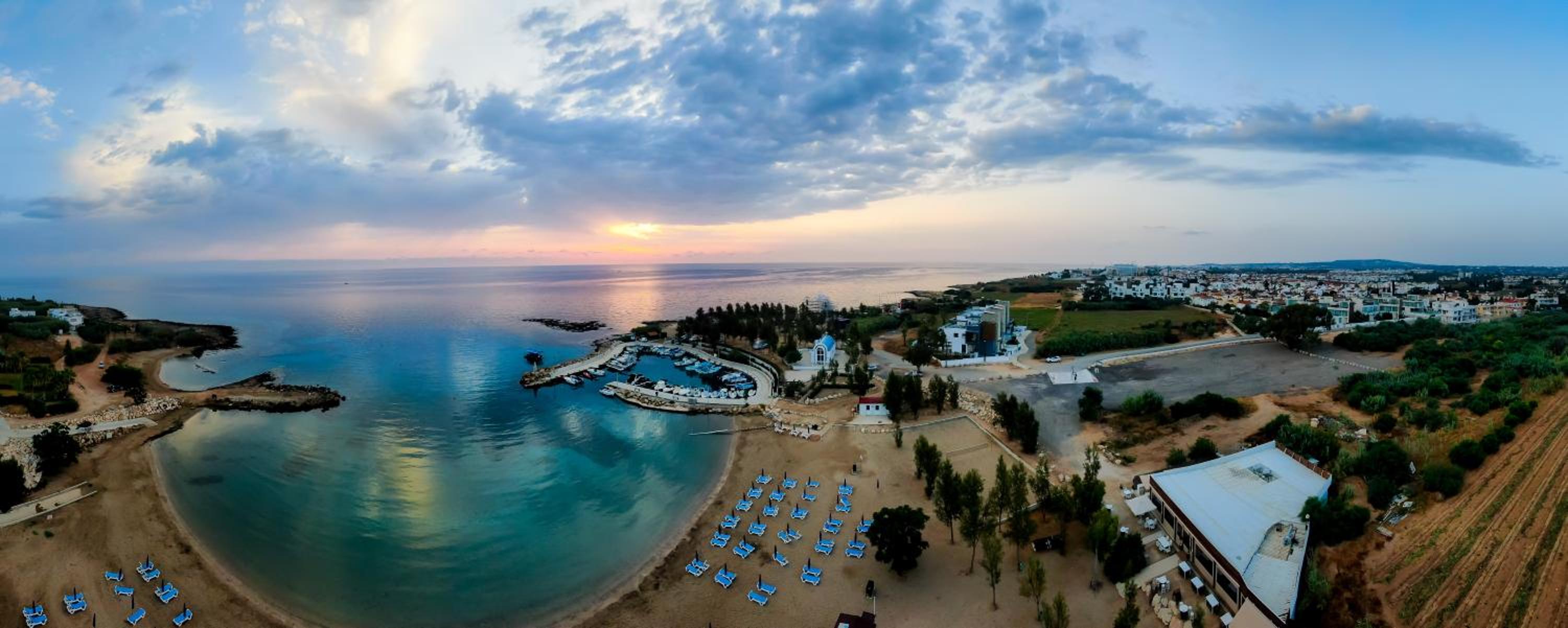 Sunrise Beachfront Villas - Villa 1