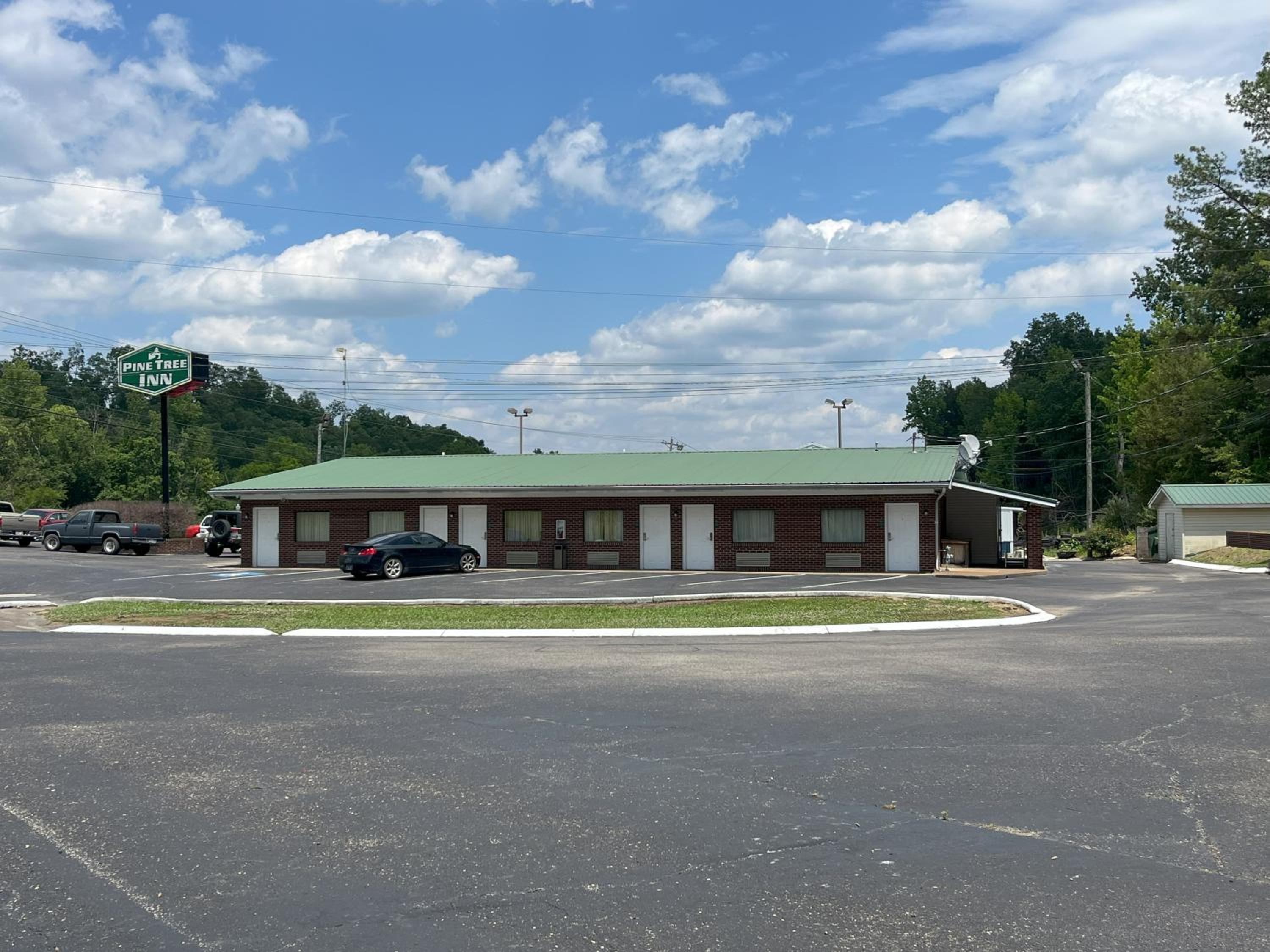 Pinetree Inn, Billede 27