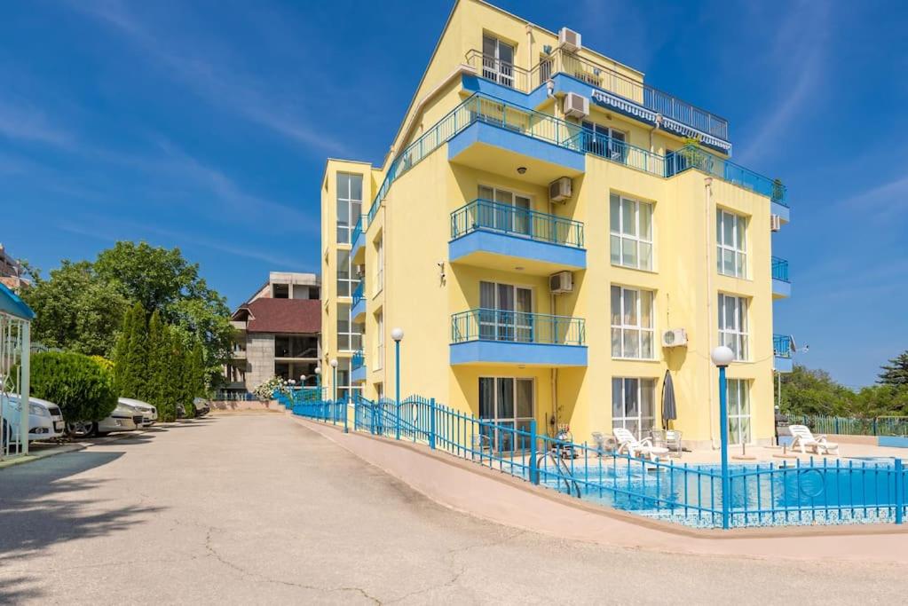 Lighthouse apartment
