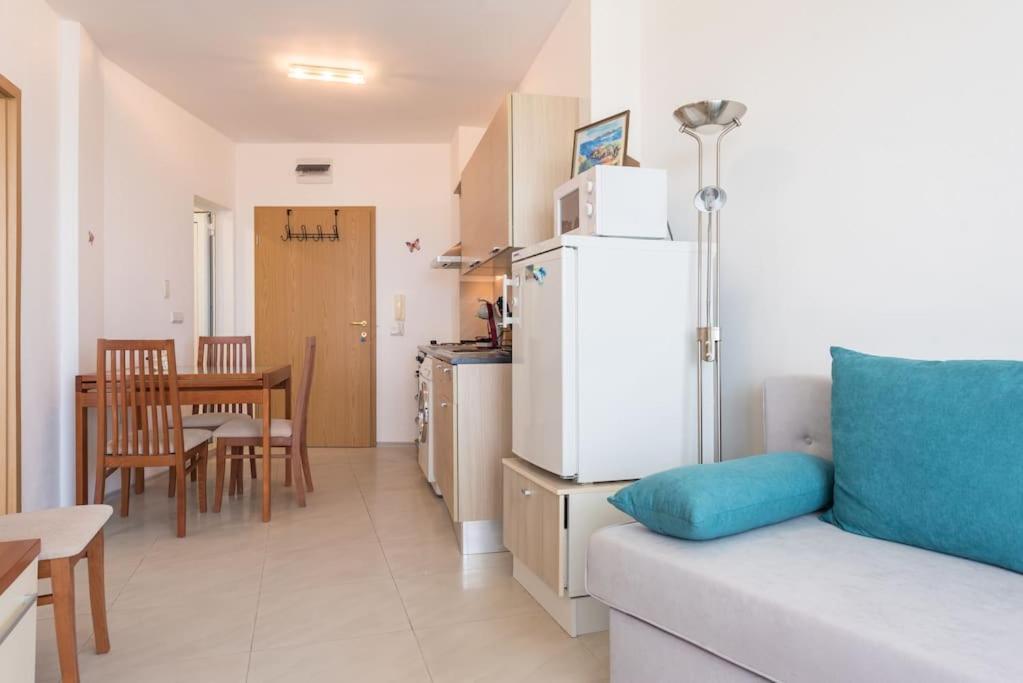 Lighthouse apartment