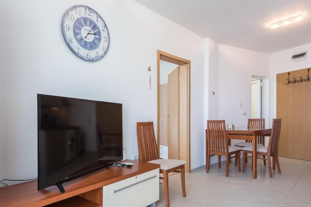 Lighthouse apartment
