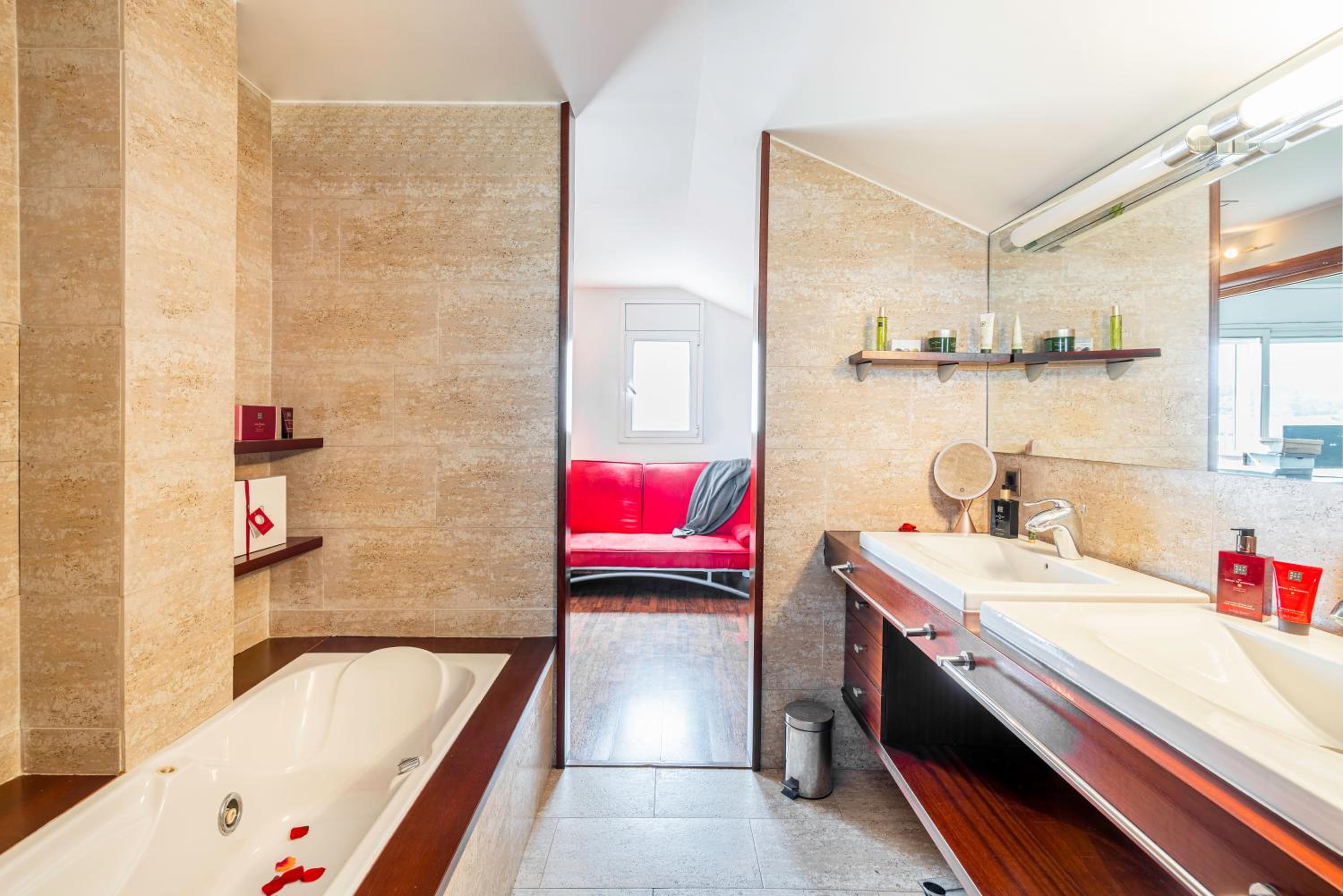 Casa familiar con piscina