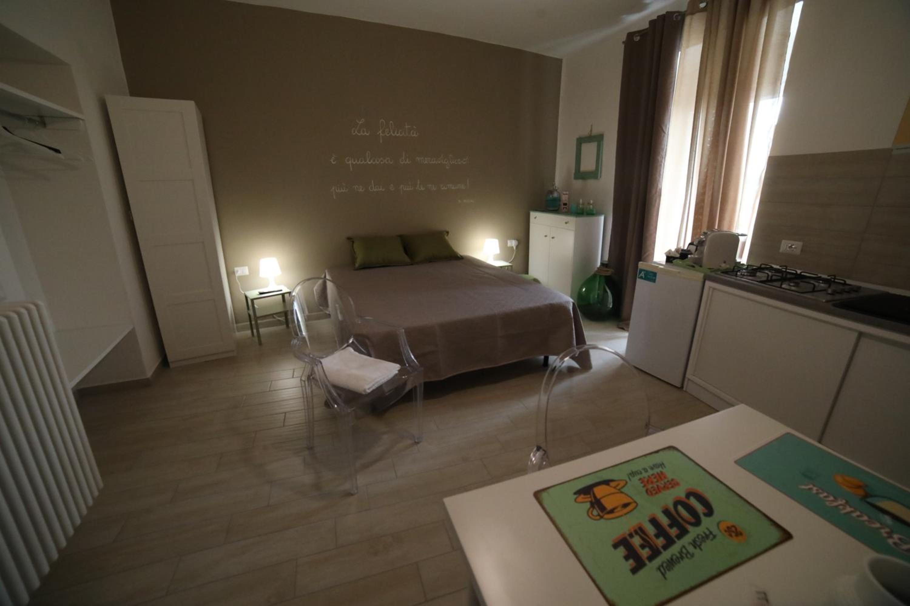 Appartamento con balcone view 3