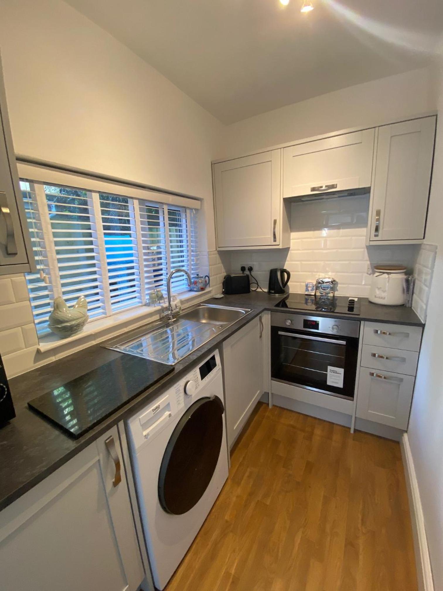 Triple Deck Cottage 2 mins from Mevgaissey Harbour view 3