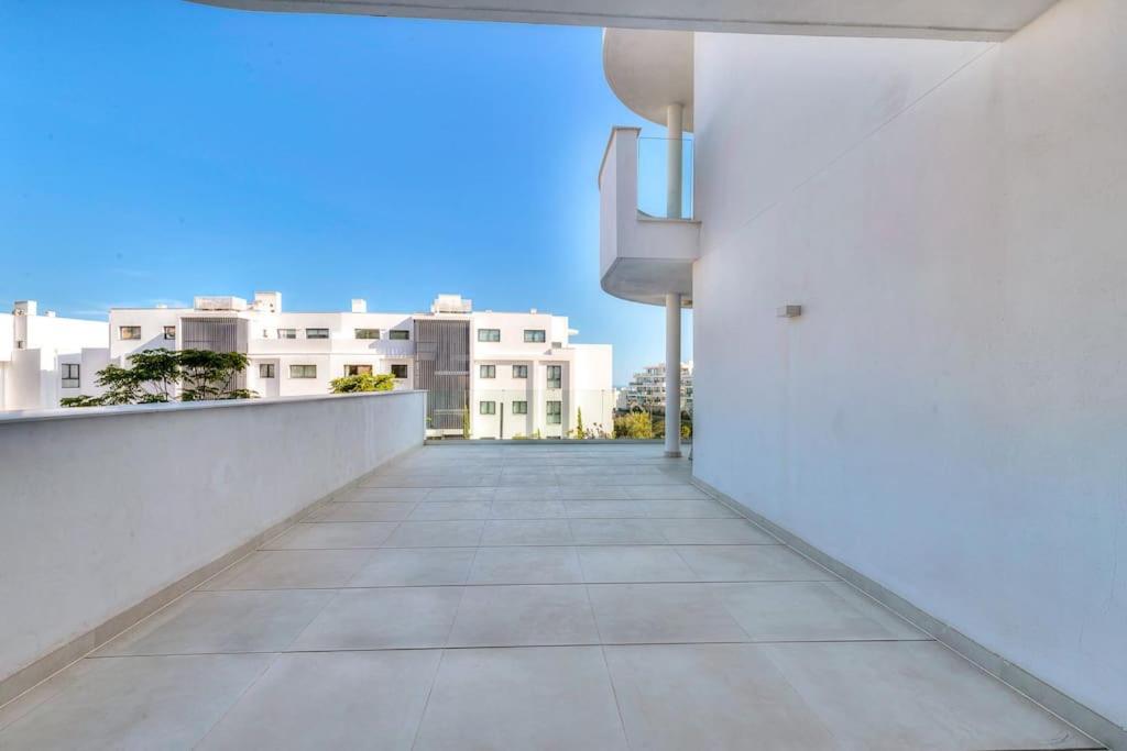 Stunning apart with private pool