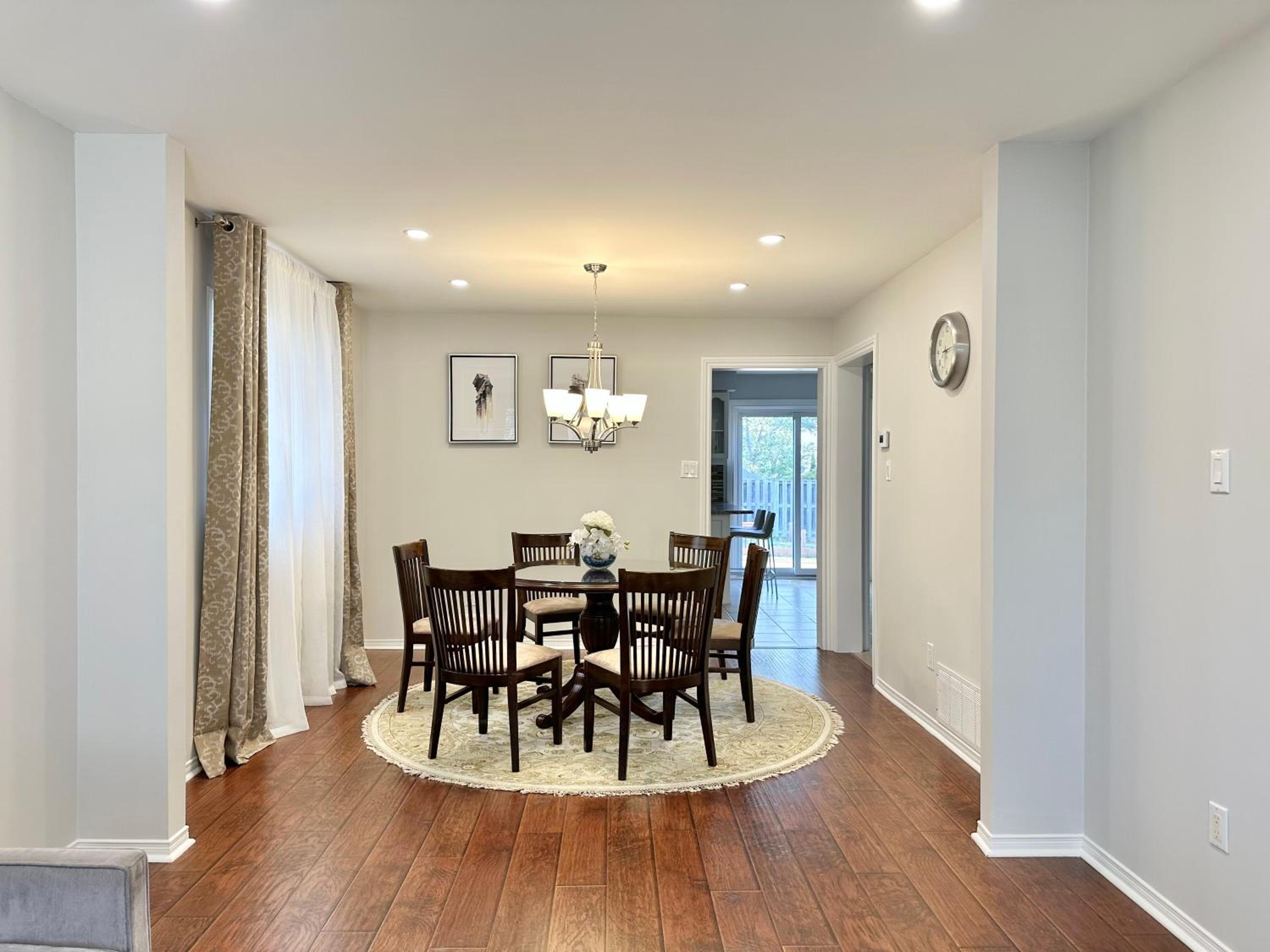 Lavish 4BR House Near Simcoe Lake & FH Resort