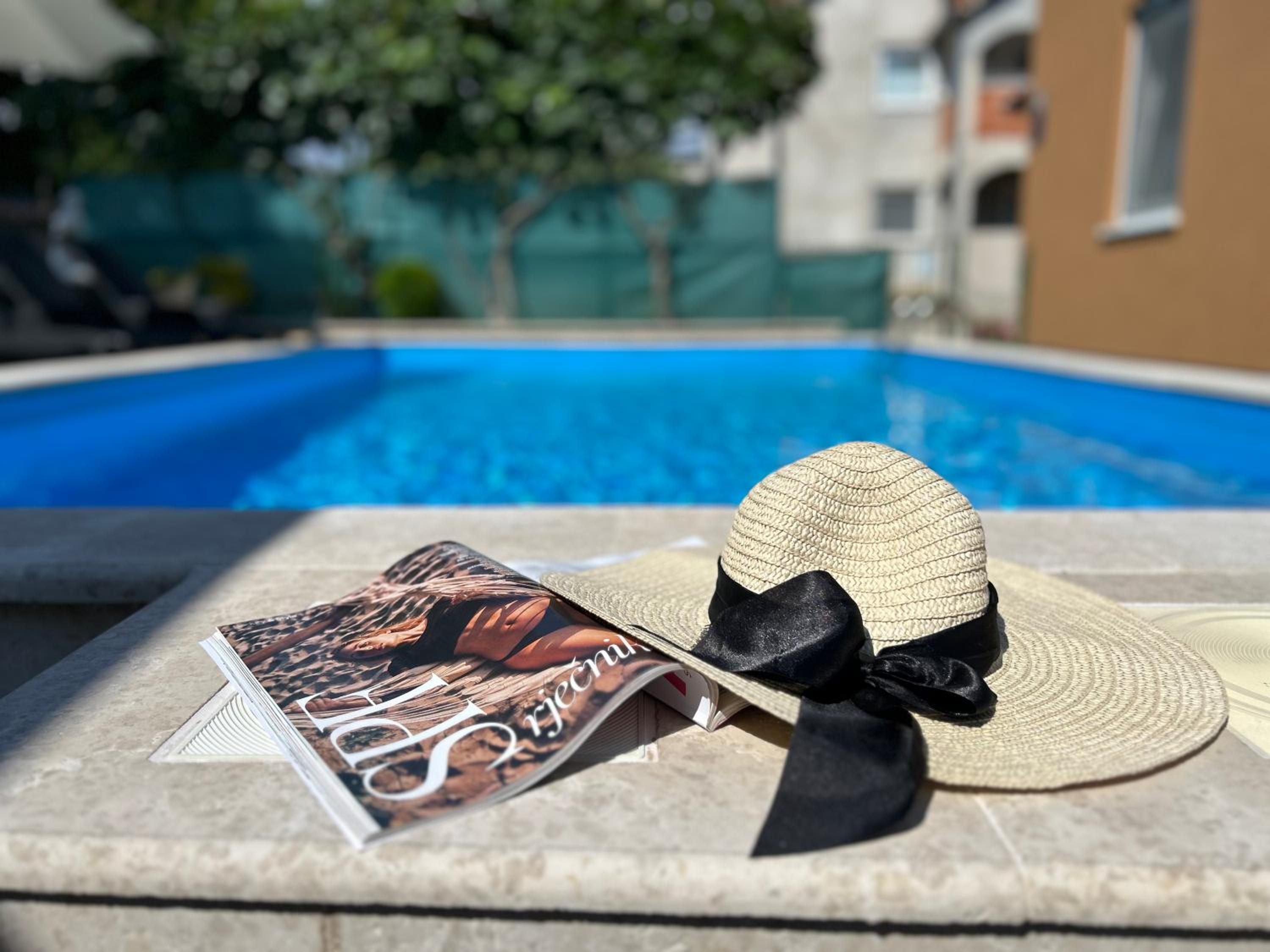 Apartments Pranjic with Pool view 2
