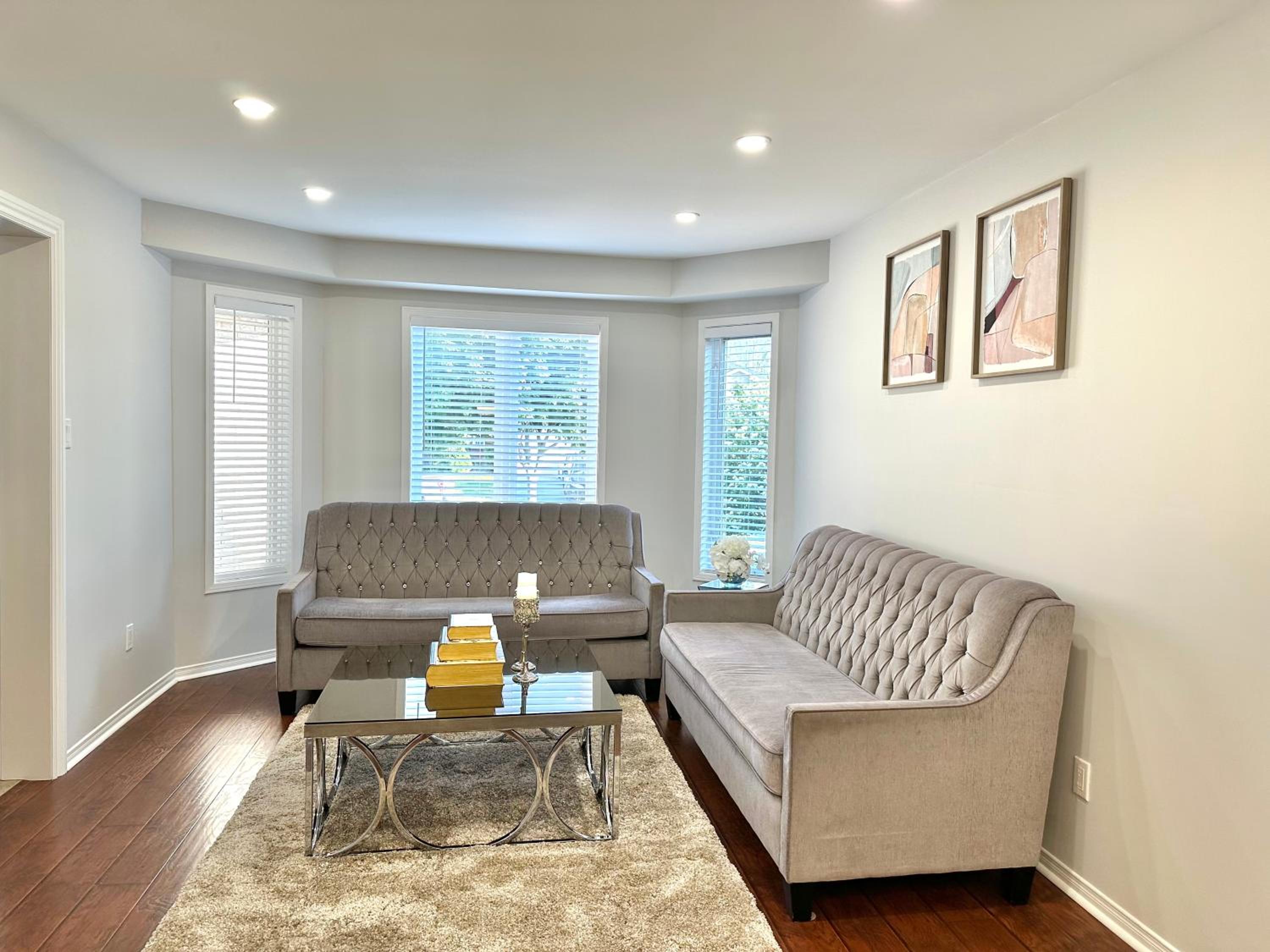 Lavish 4BR House Near Simcoe Lake & FH Resort