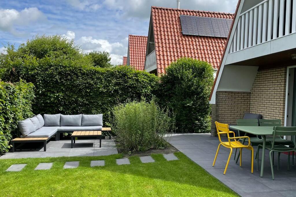 Vakantiewoning Sneekermeer, huur sloep of zeilboot mogelijk view 3