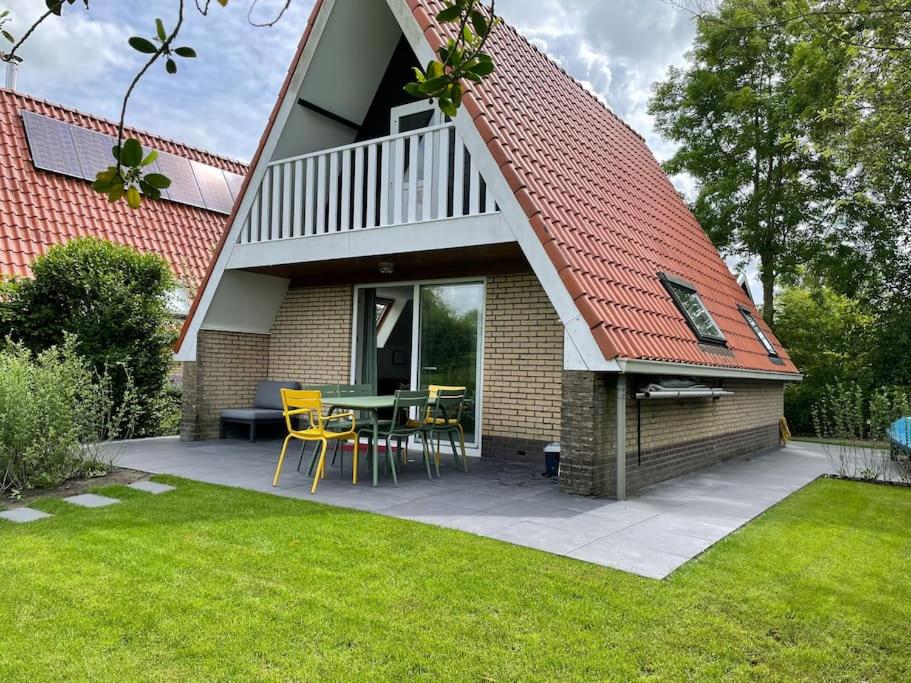 Vakantiewoning Sneekermeer, huur sloep of zeilboot mogelijk view 5