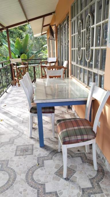 Casa en el aire, Finca el Paraíso