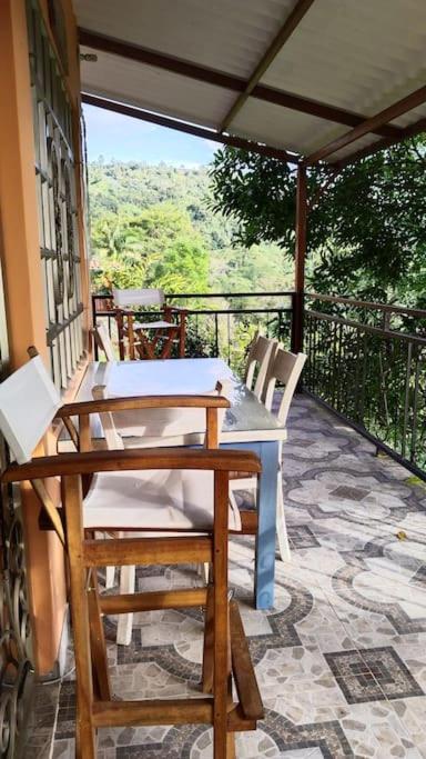 Casa en el aire, Finca el Paraíso