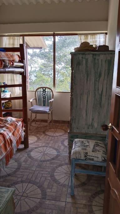 Casa en el aire, Finca el Paraíso