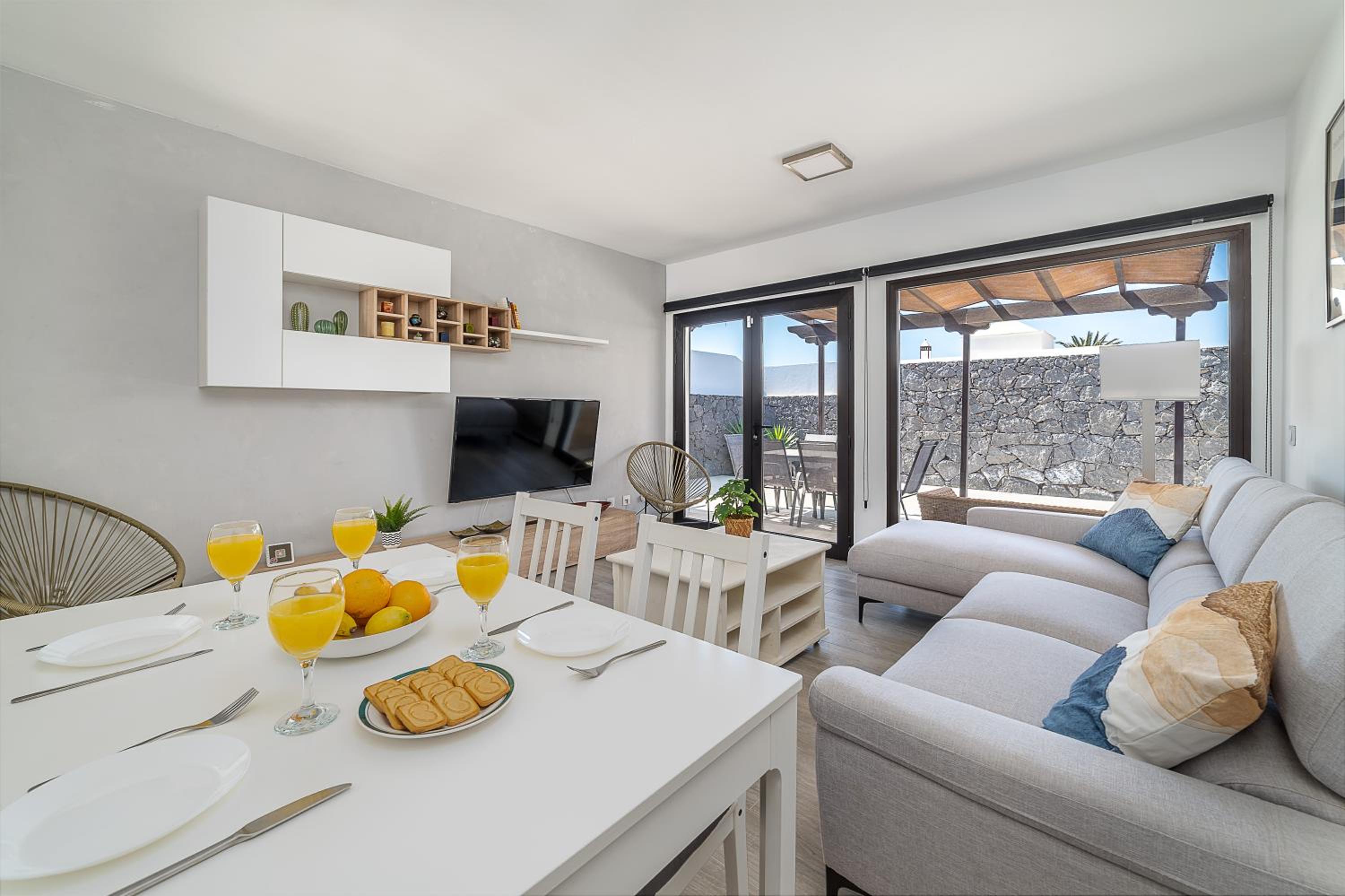 Casa OASIS DEL SOL, prívate villa in Playa Blanca view 3