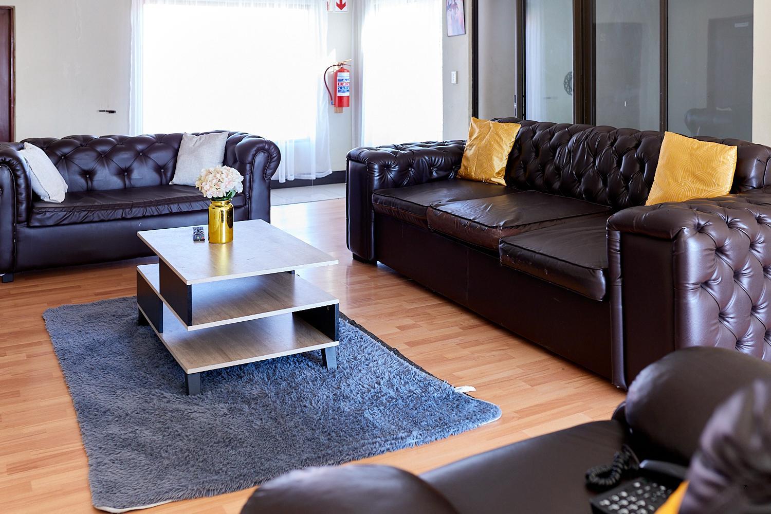 Airport Royal Guest House