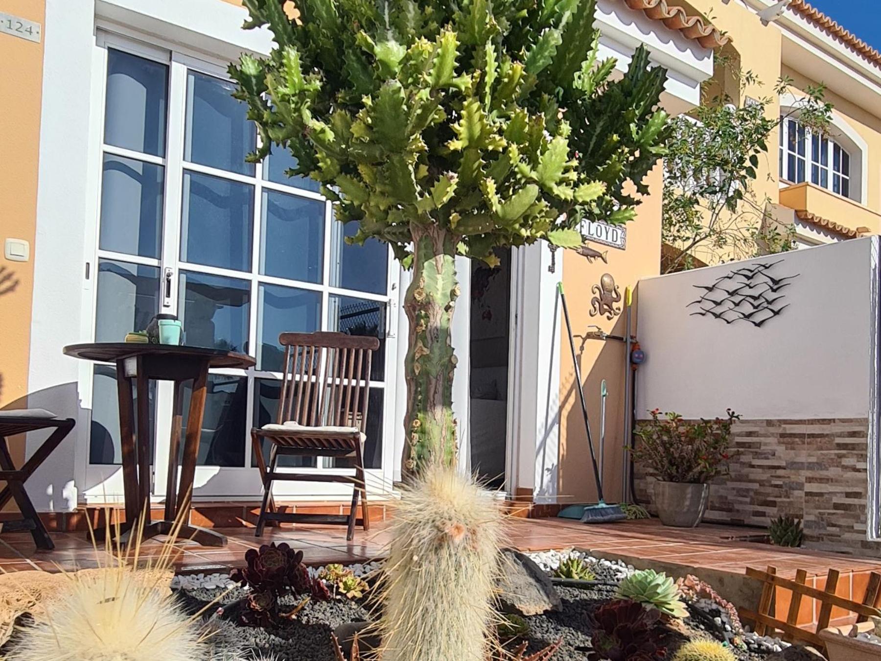 Hotel Casa FLOYD - Image 1