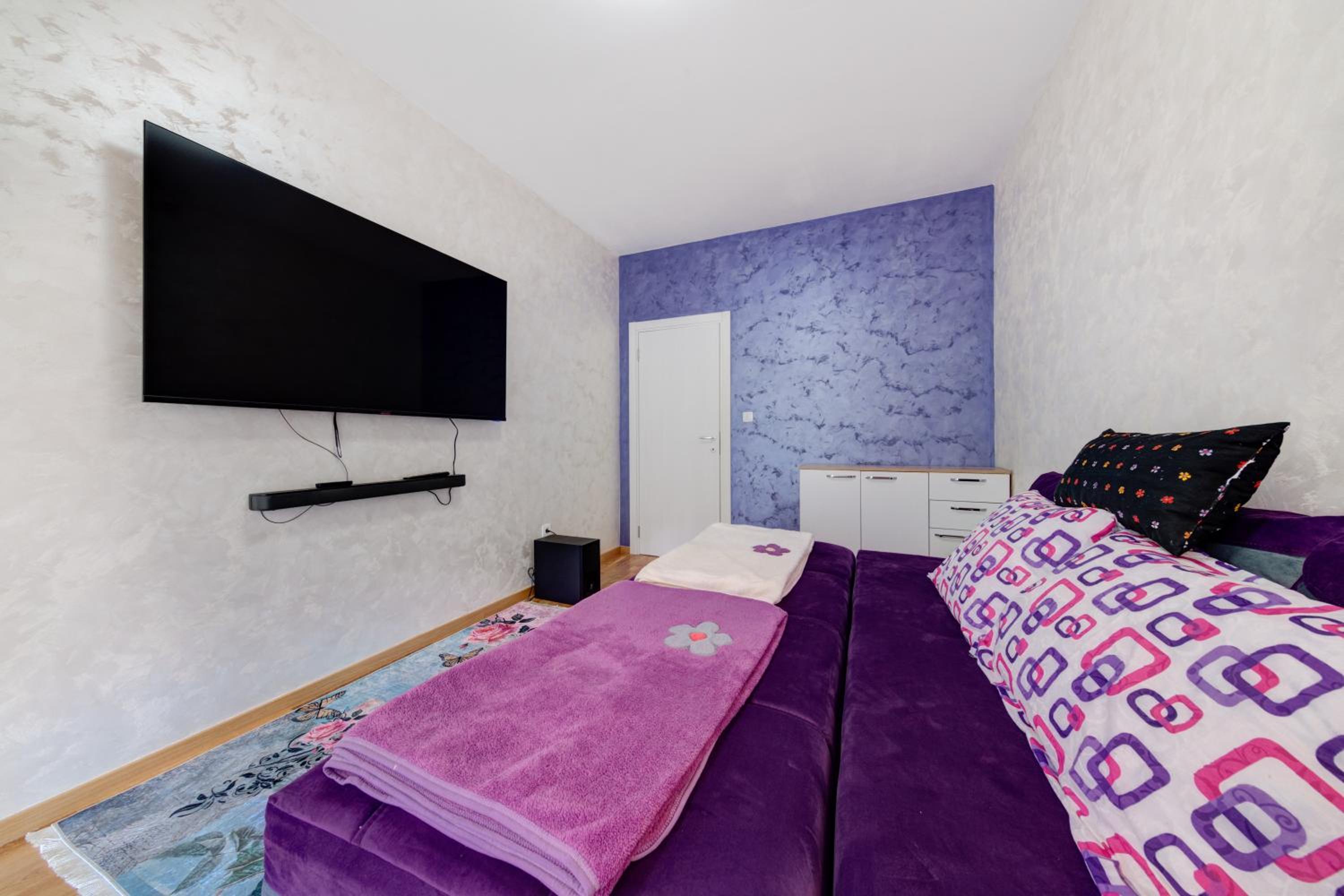 Plum Apartment view 4