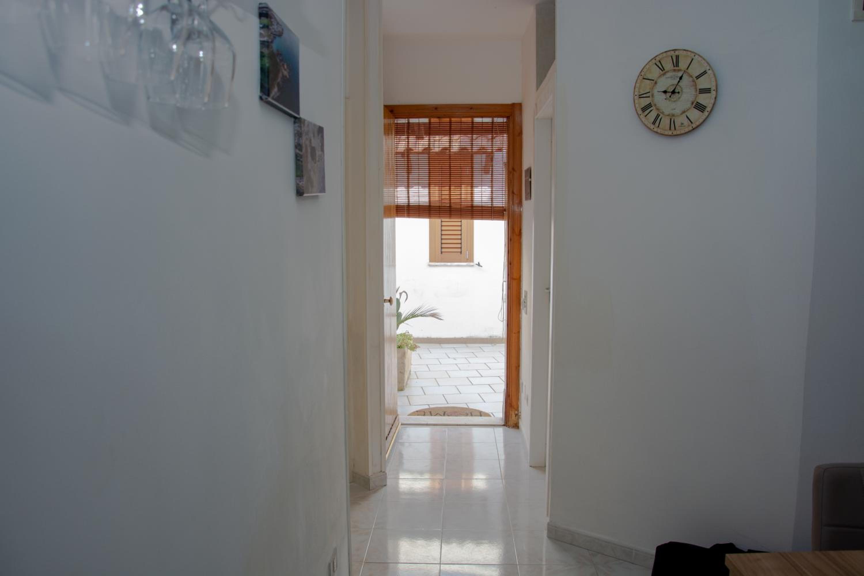 Adriatic Suite - Casa vacanze nel Salento - WI-FI & Barbecue view 5