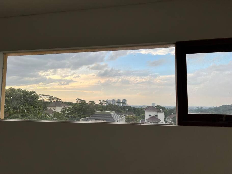 Cozy villa with swimming Pool in Sentul