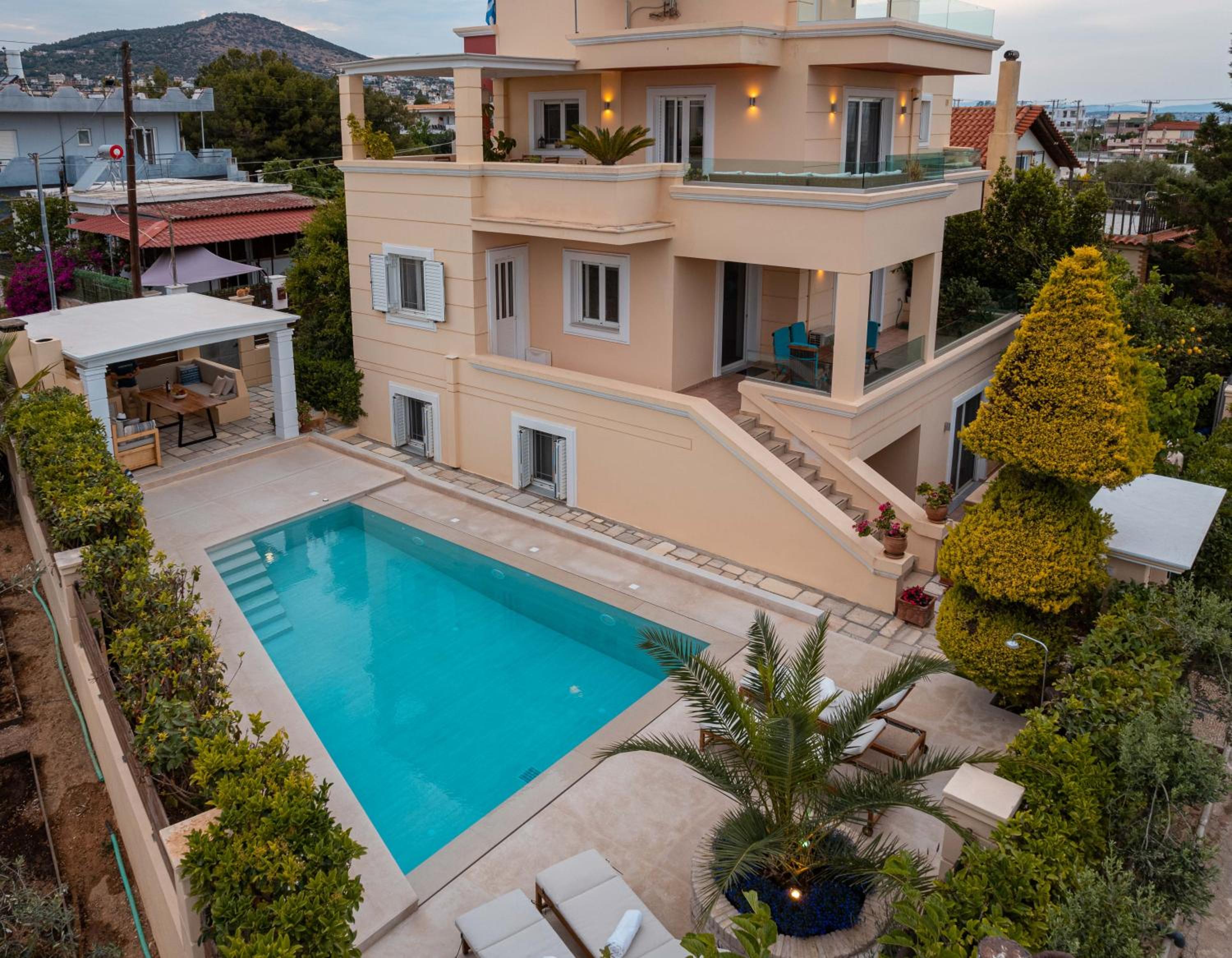 Coastline maisonette near Athens Airport and Rafina Port