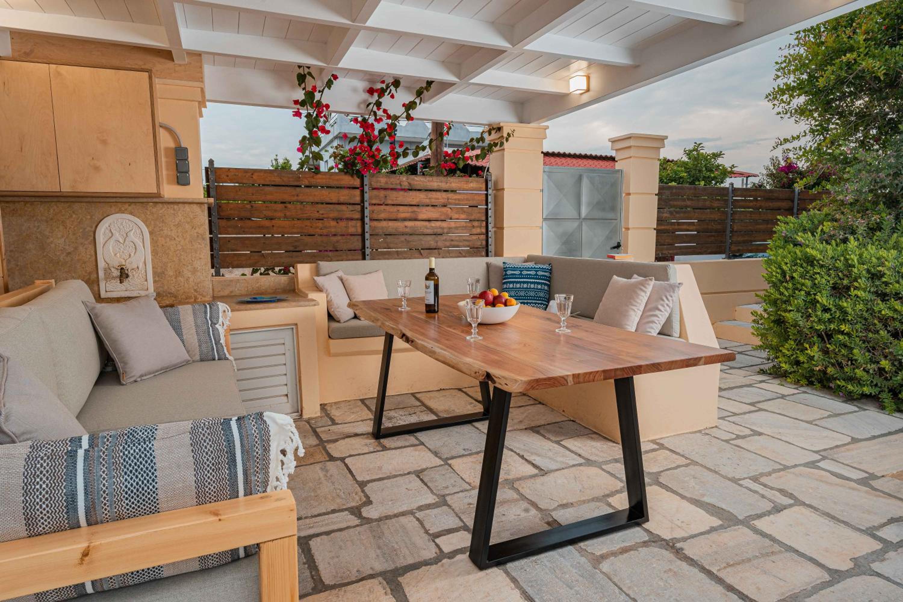 Coastline maisonette near Athens Airport and Rafina Port photo 4