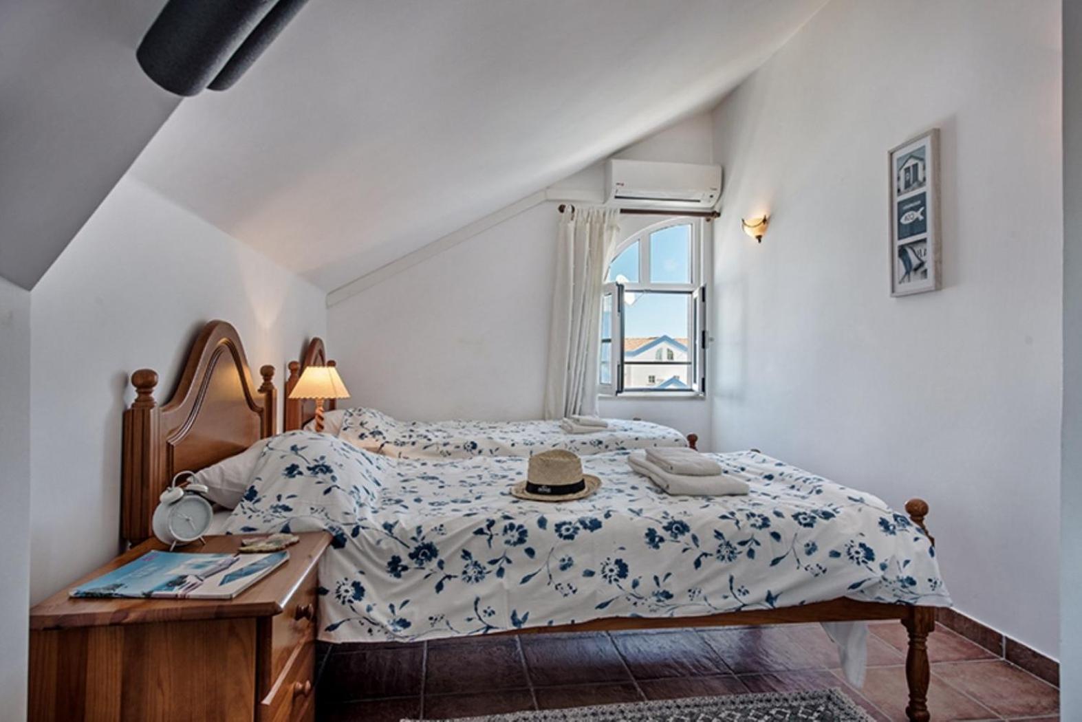 Casa Alto do Perogil Tavira-3 bedroom house with pool & free wifi view 2