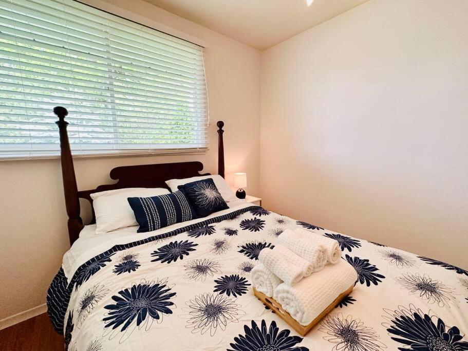 Cozie cottage at Niagara-On-The-Lake