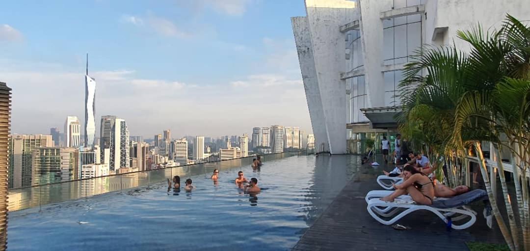 Regalia Suites KLCC View Rooftop Infinity Pool by SHI