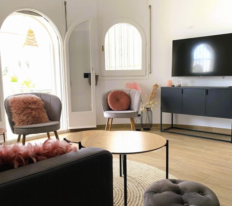 Casa Serenity au canal avec piscine et amarre