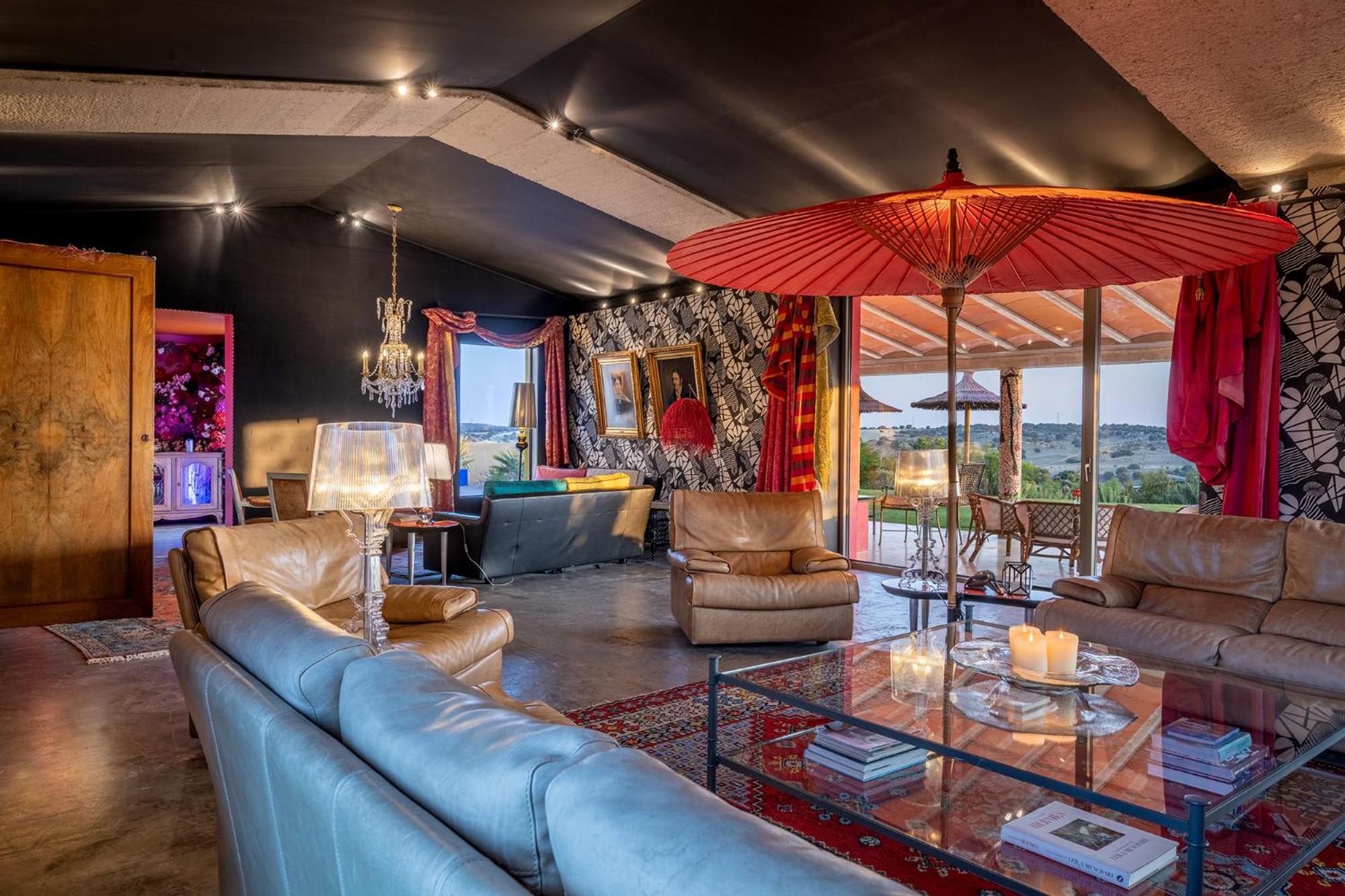 lounge
