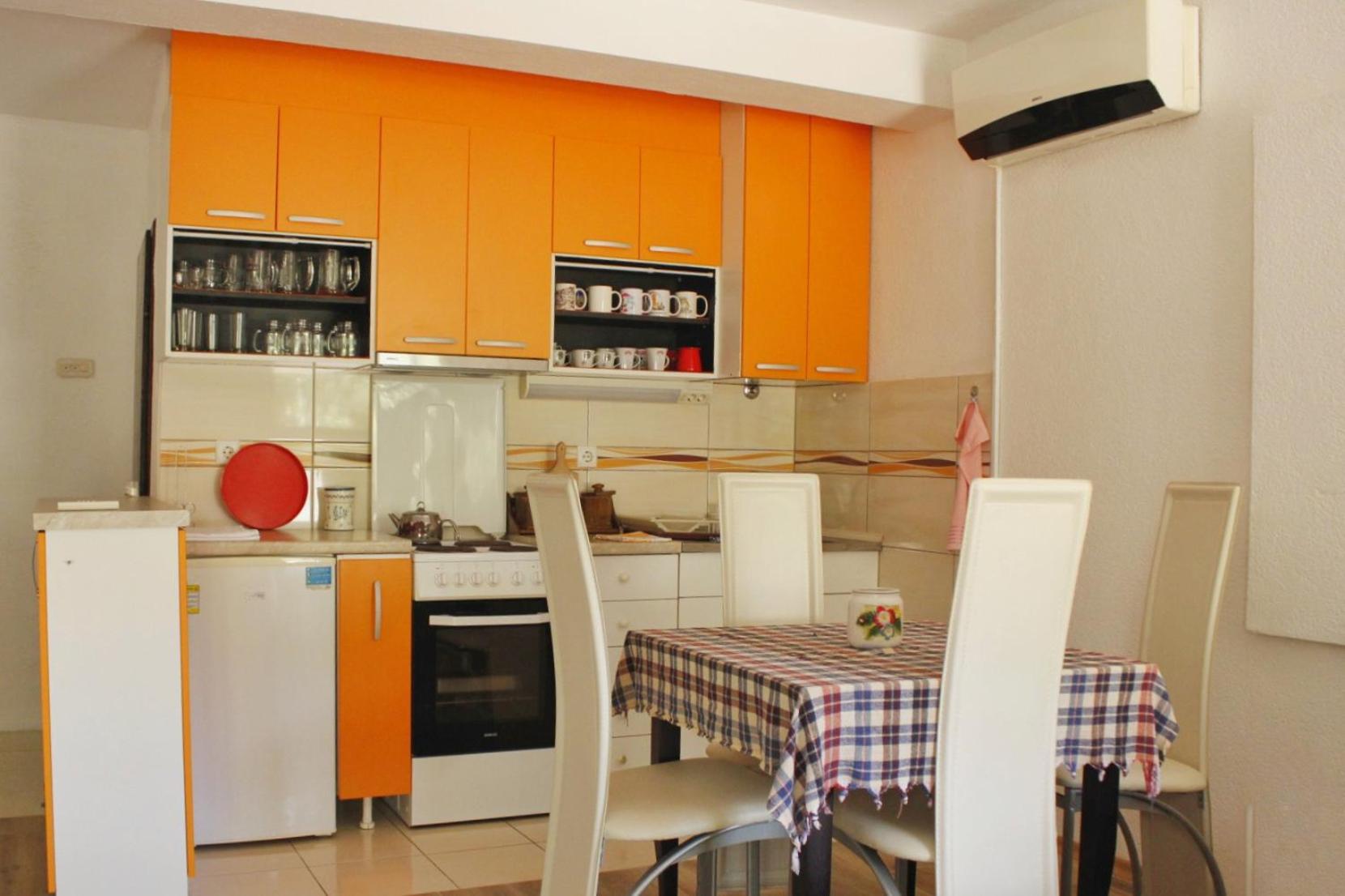 Zsh Apartment view 3