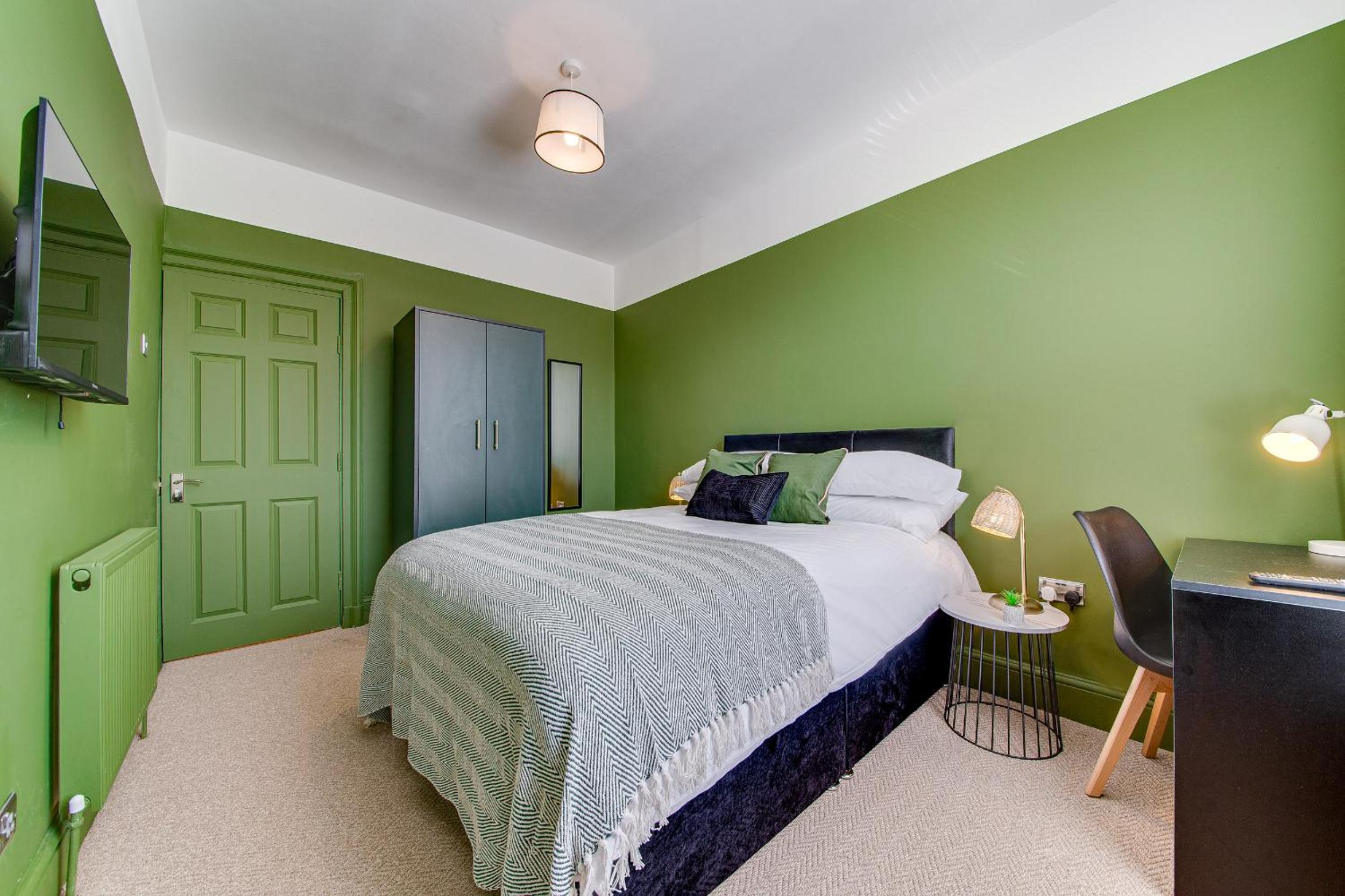 Air Host & Stay - Rockfield Lodge - Nxt to Anfield view 3