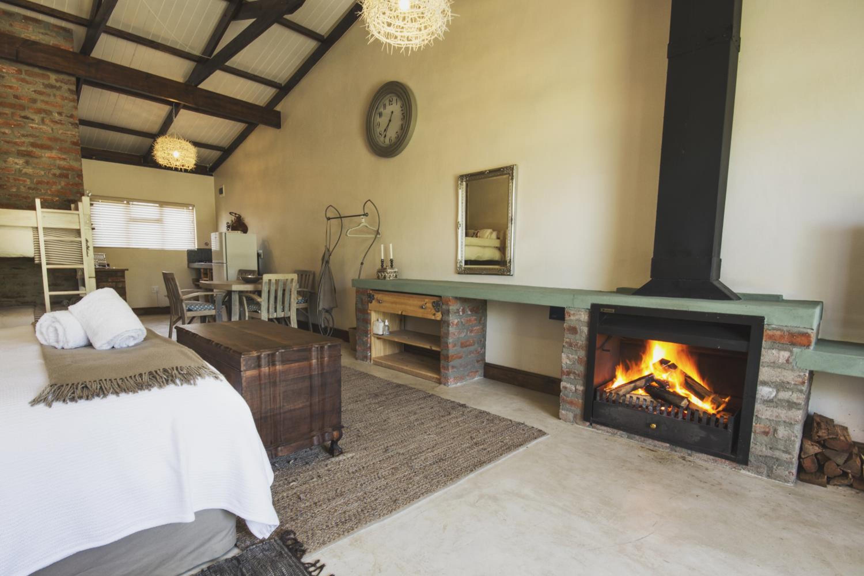A Hilltop Country Retreat