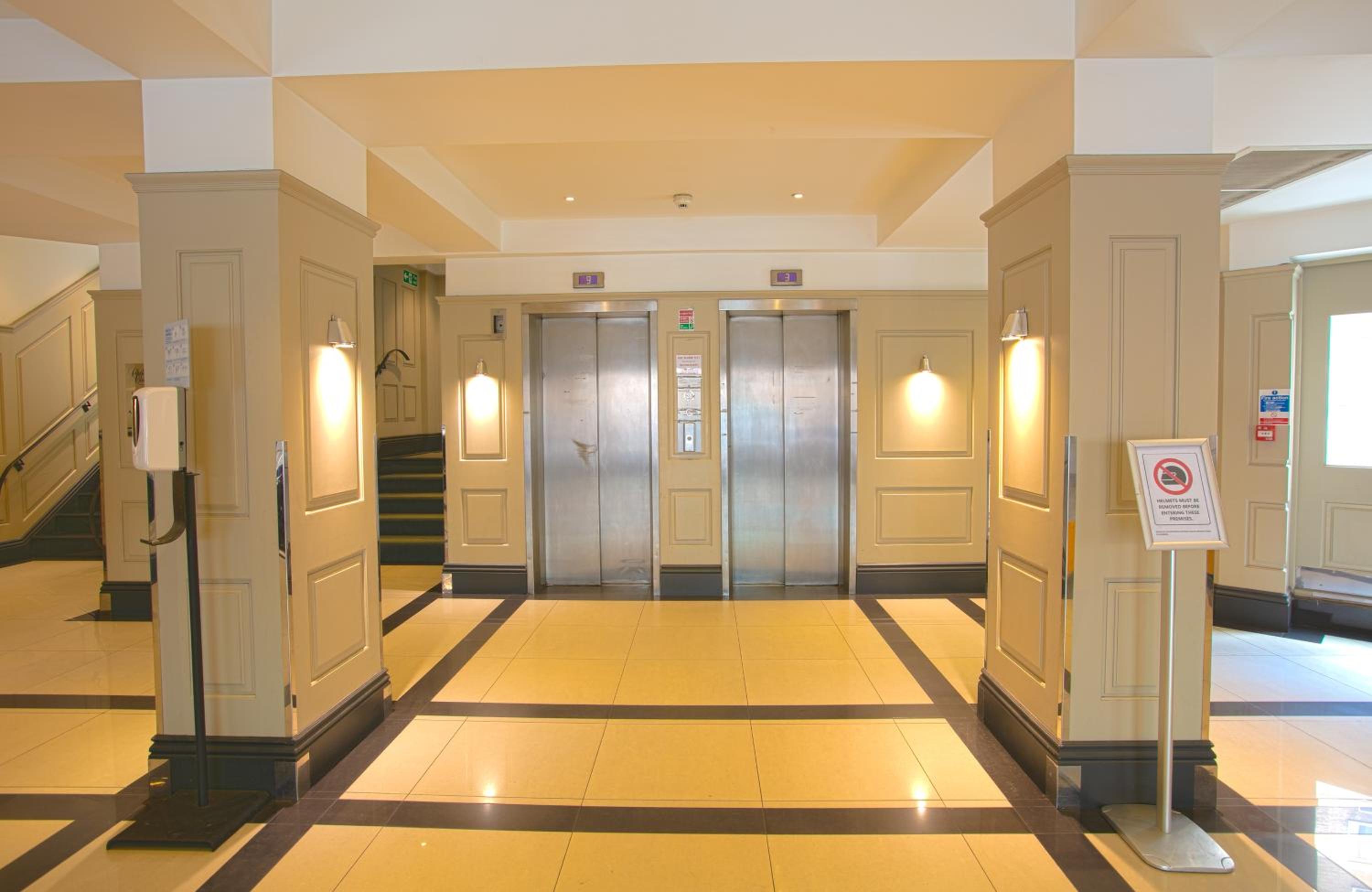 recepcion & lobby