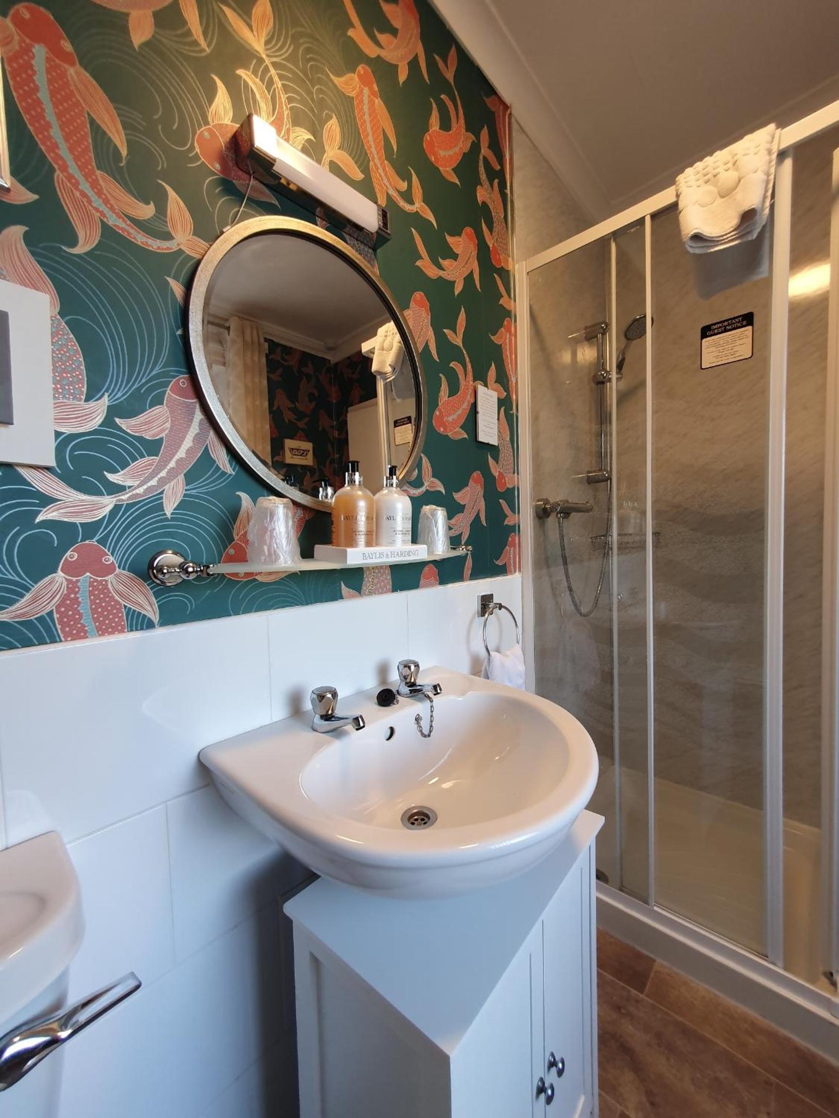 Kirkcroft Guest House
